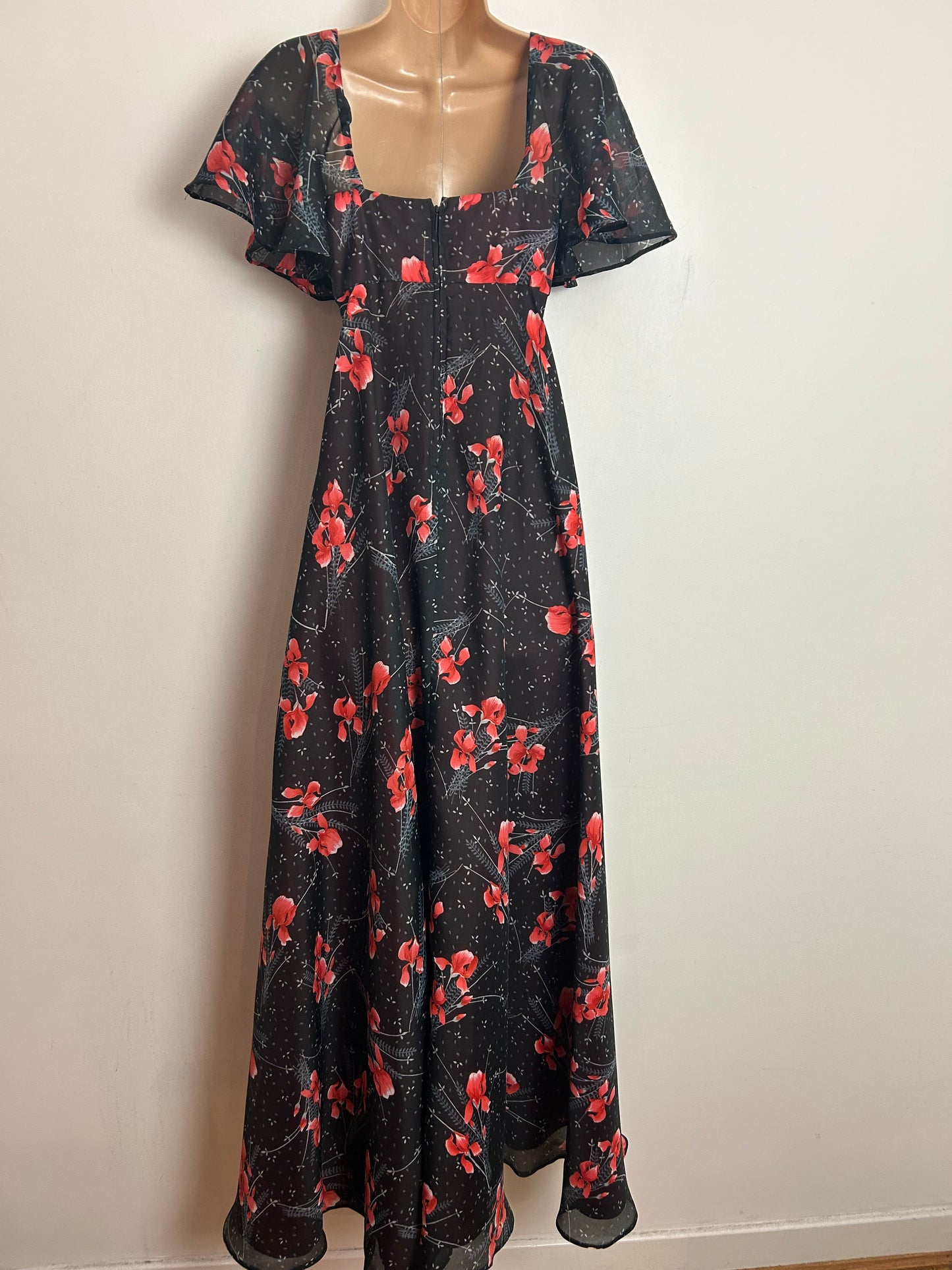 Vintage 1970s UK Size 8 Pretty Black & Coral Orange Floral Print Maxi Dress