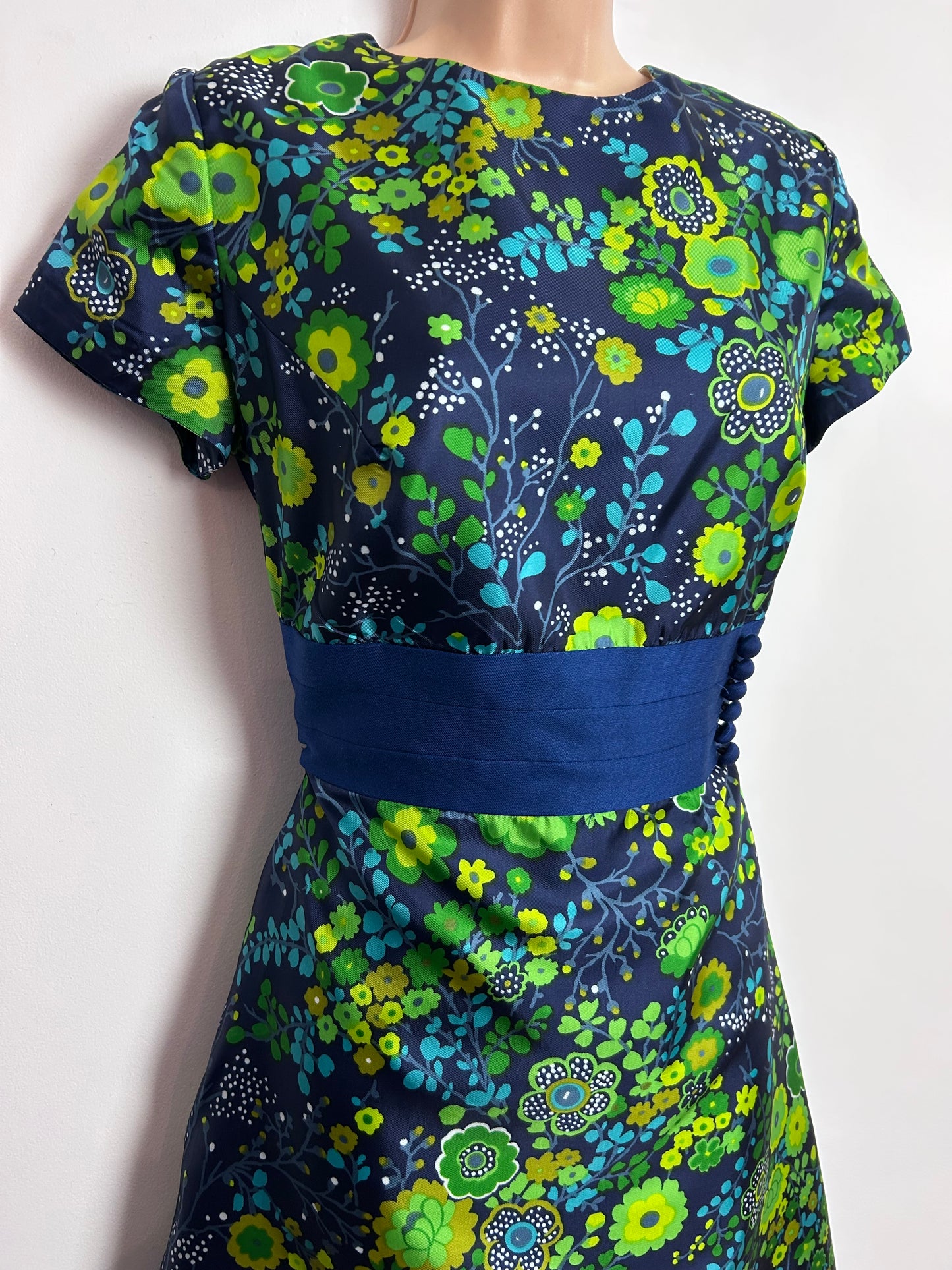 Vintage 1960s BERKERTEX UK Size 10 Navy Blue & Green Tones Floral Print Short Sleeve Mod Dress