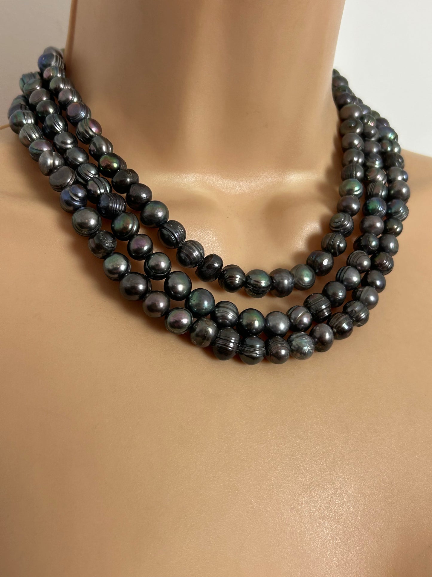 Beautiful Black Real Freshwater Baroque Pearl Multistrand Necklace With Mother Of Pearl Flower Clasp