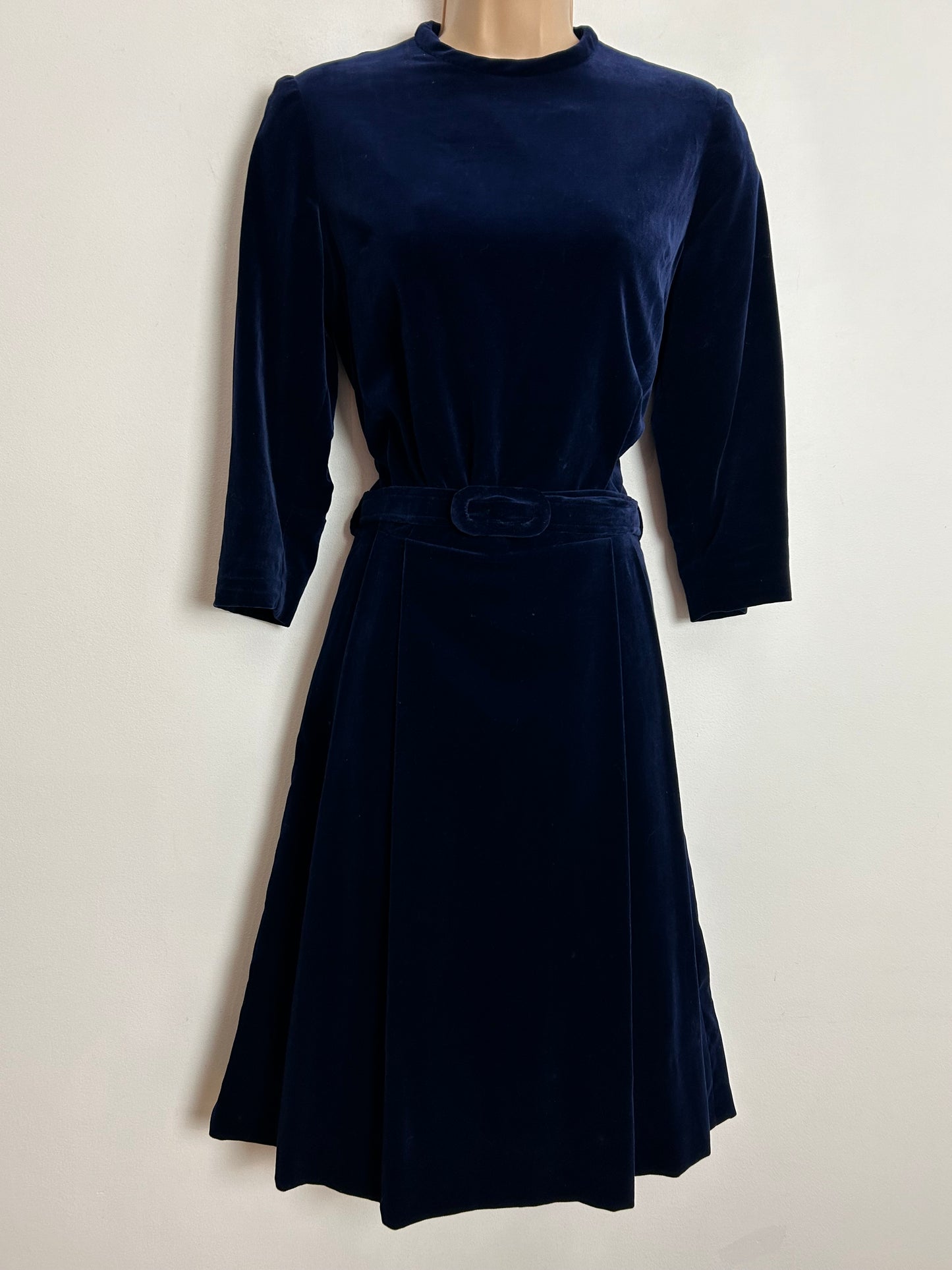 Vintage 1960s UK Size 10-12 Dark Midnight Blue Velvet Belted Pleated Dress