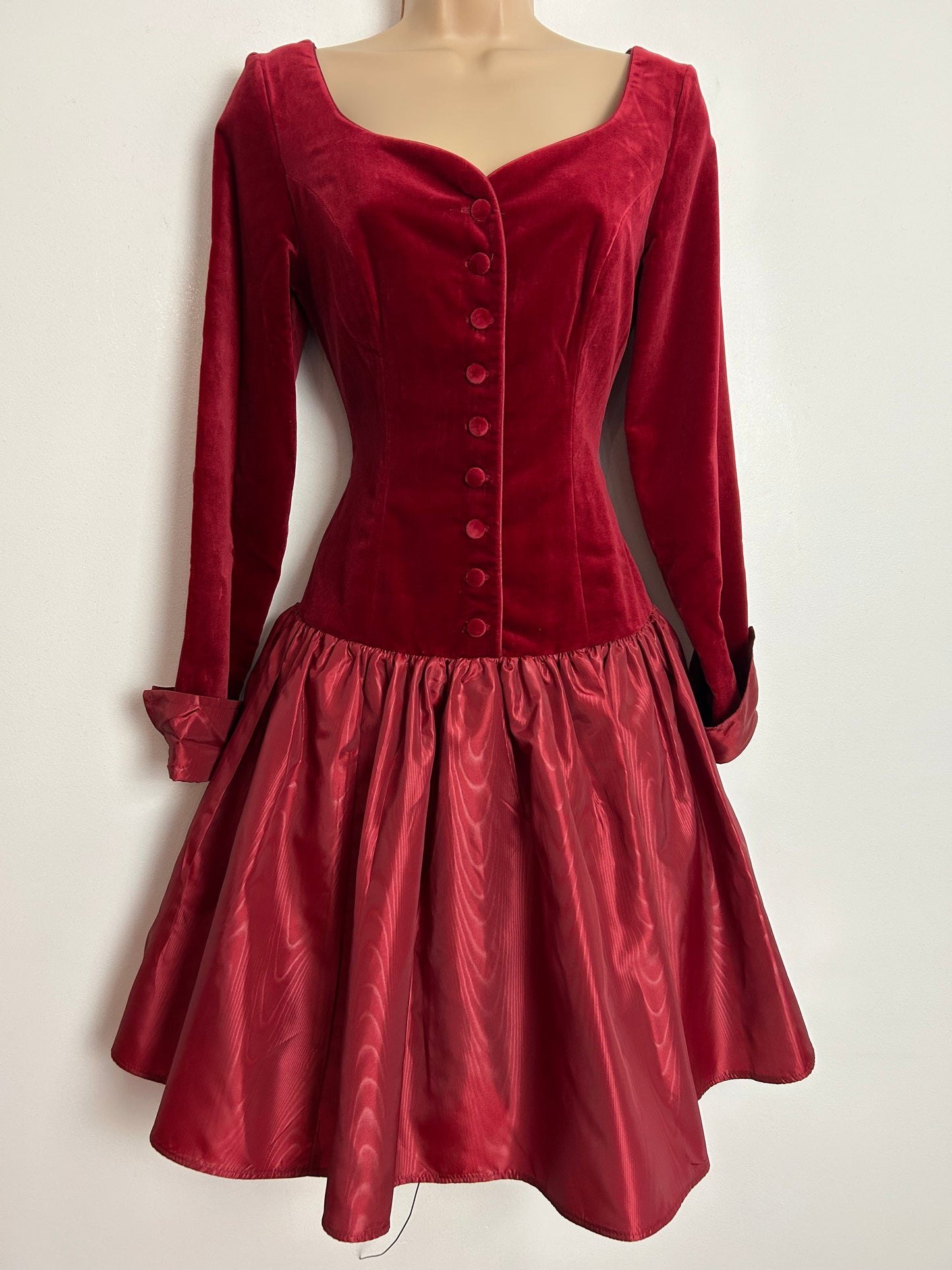 Vintage 1980s LAURA ASHLEY UK Size 6/8 (UK Size 10 On Label) Red Velvet & Moire Acetate Xmas Party Prom Dress