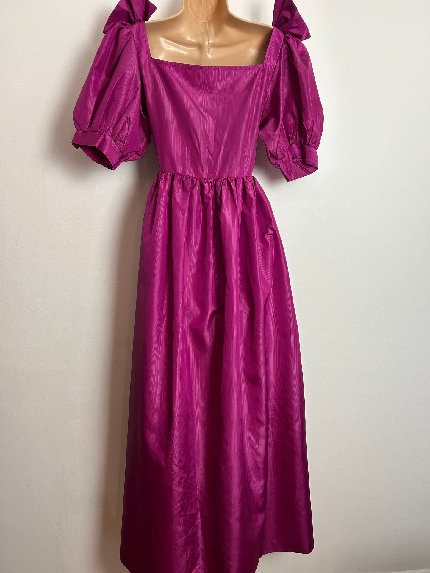 Vintage 1980s VIVIEN SMITH UK Size 8 Magenta Bow Shoulder Maxi Length Xmas Party Dress/Gown