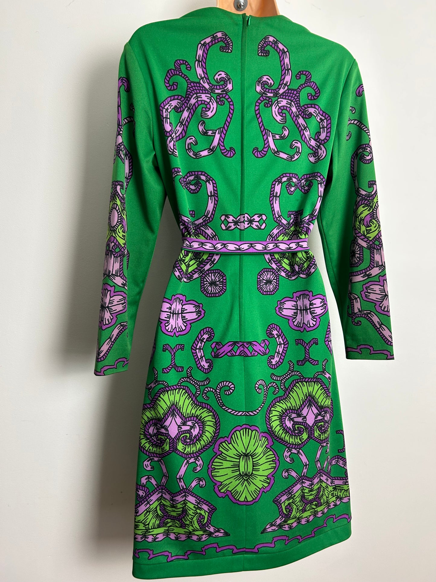 Vintage 1970s STUNNING Size 12-14 Green & Pink Tones Abstract Scarf Print Long Sleeve Belted Dress