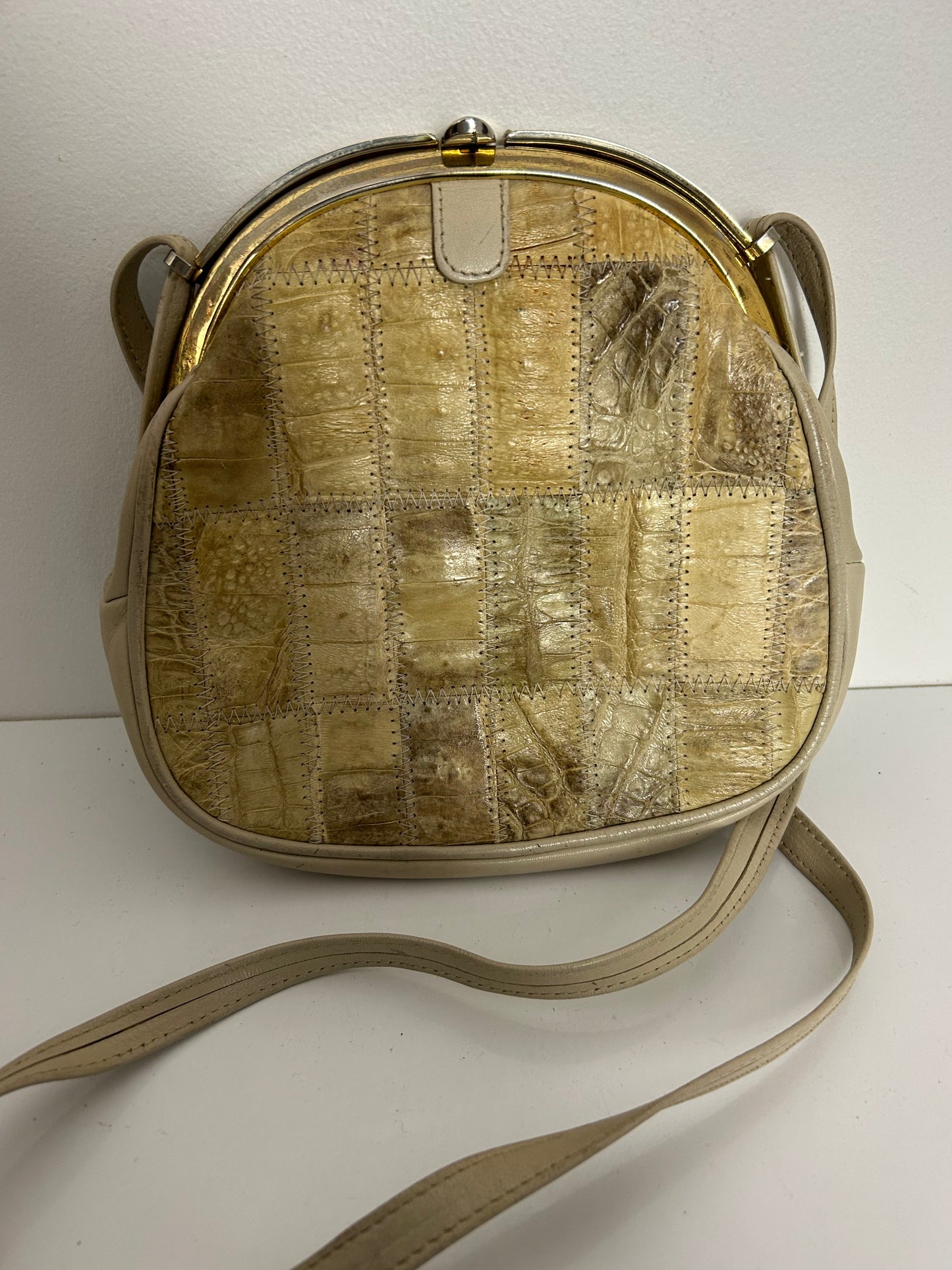 Vintage Late 1970s IRV Crocodile Beige Cream Patchwork Shoulder Or Crossbody Handbag