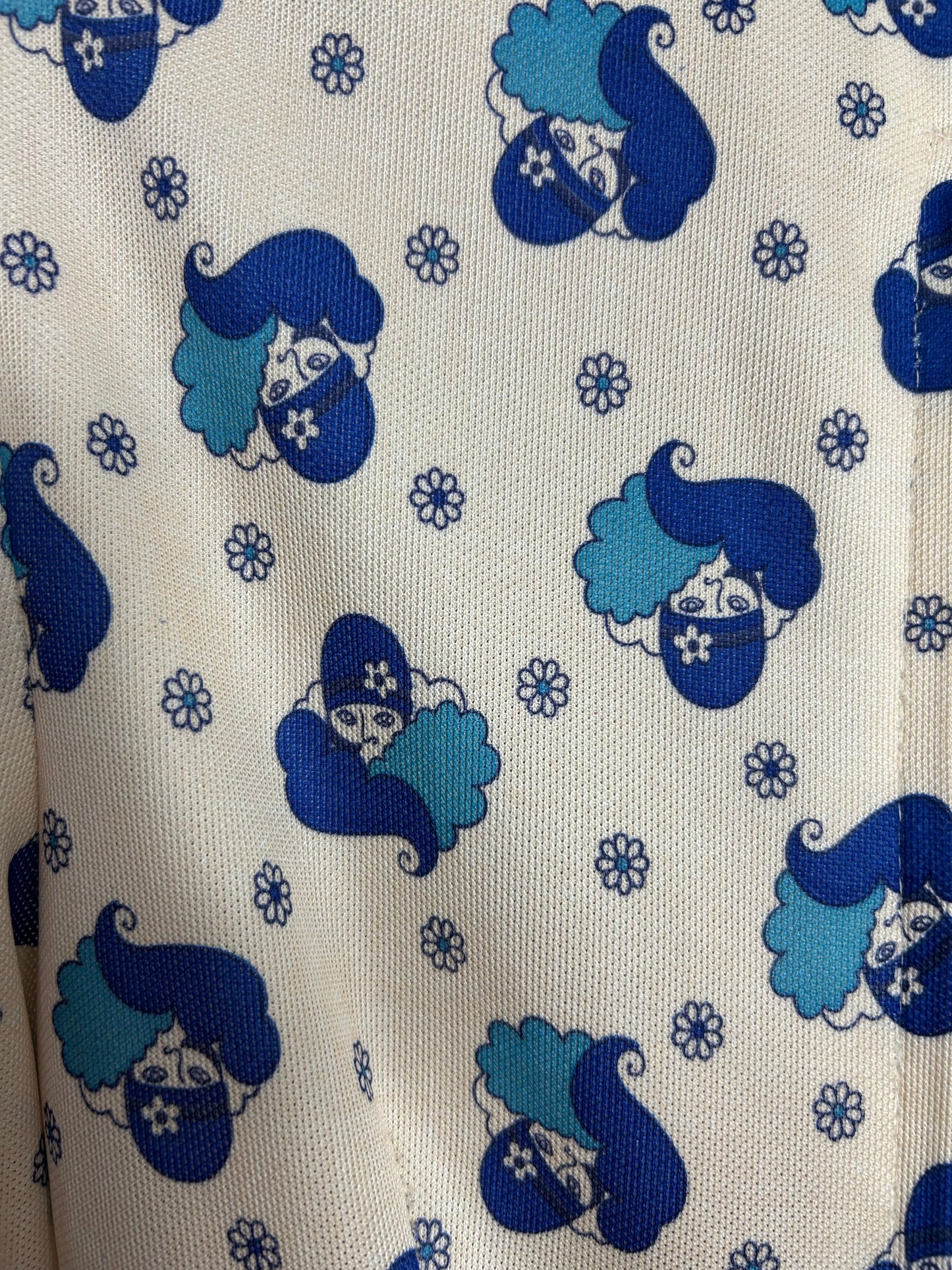 Vintage 1970s JON ADAMS UK Size 8 Cream & Blue Tones 1920s Face Novelty Print Long Sleeve Day Dress
