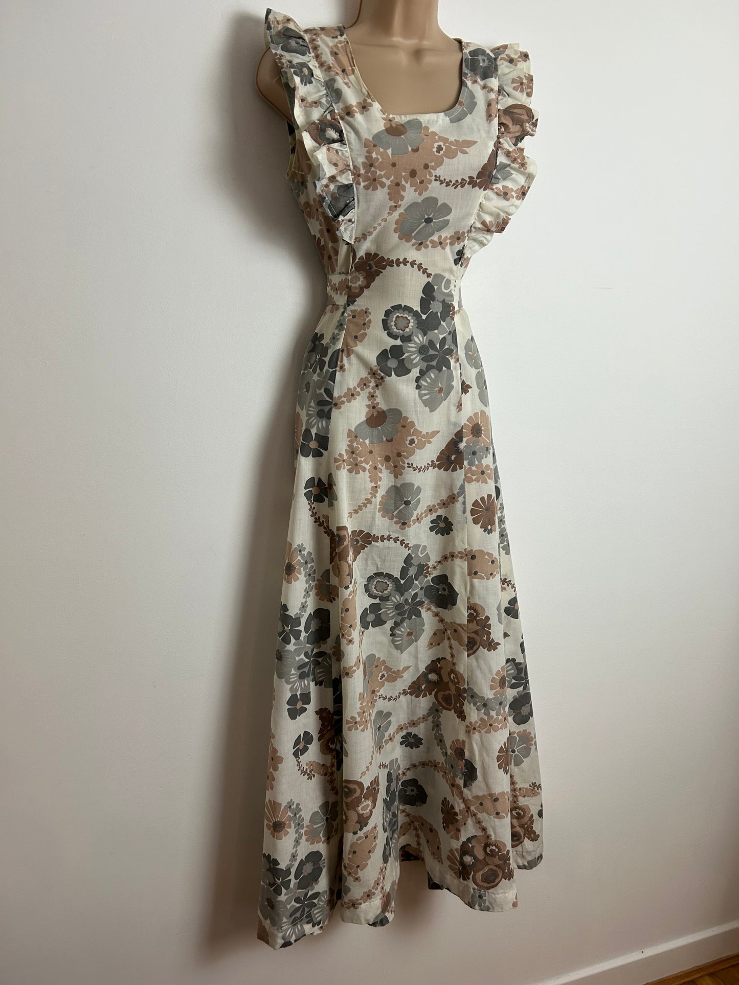 Vintage 1970s Size 8 Off White Brown & Grey Tones Floral Print Cotton Mix Prairie Maxi Dress