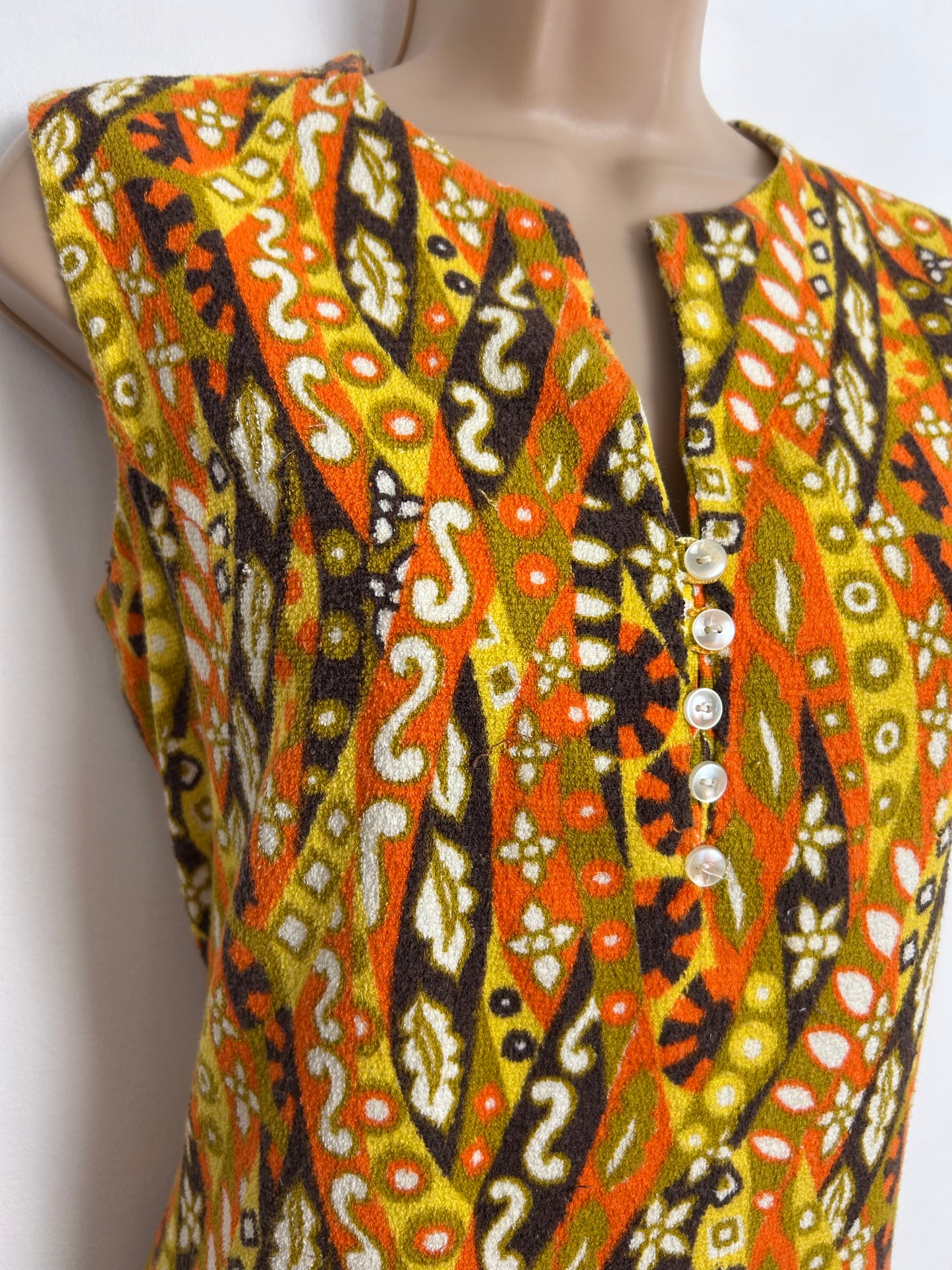 Vintage 1960s Size 10-12 Orange Yellow & Brown Abstract Psychedelic Print Towelling Mod Shift Dress