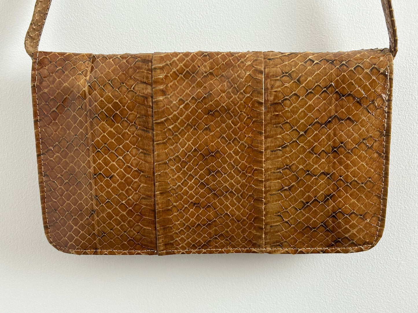 Vintage 1970s Small Tan Brown Real Snake Skin/Reptile Shoulder Bag Or Clutch