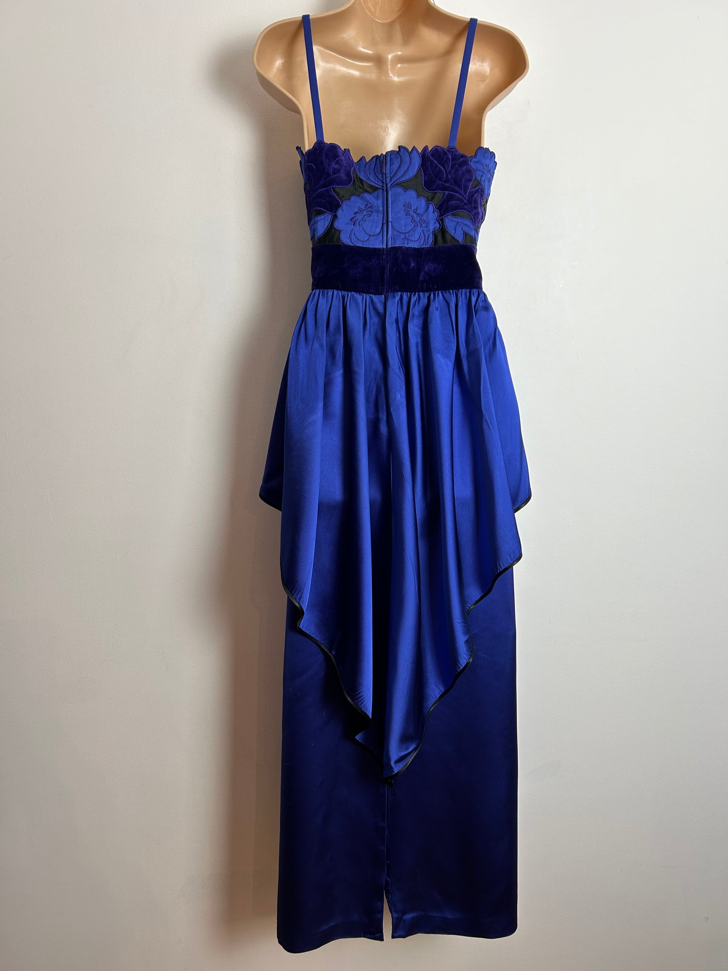Vintage 1980s COCKTAIL HOFFMAN UK Size 10 Beautiful Blue & Purple Iridescent Floral Velvet & Pure Silk Applique Peplum Occasion Dress