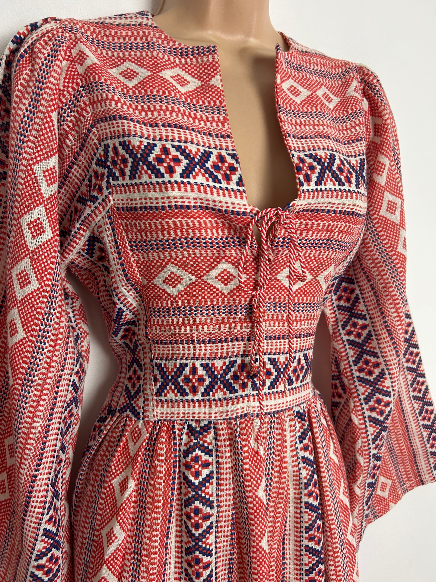 Vintage 1970s Size 8 Red White & Blue Abstract Print Cotton Mix Notch Neck Maxi Dress