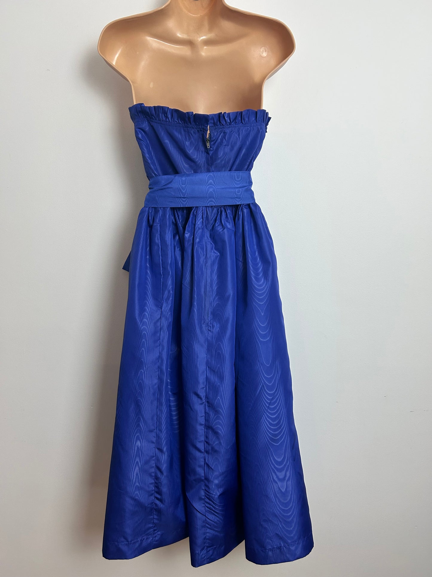 Vintage 1980s VIVIEN SMITH Size 8 Blue Watermark Satin Feel Strapless Belted Party Prom Occasion Dress