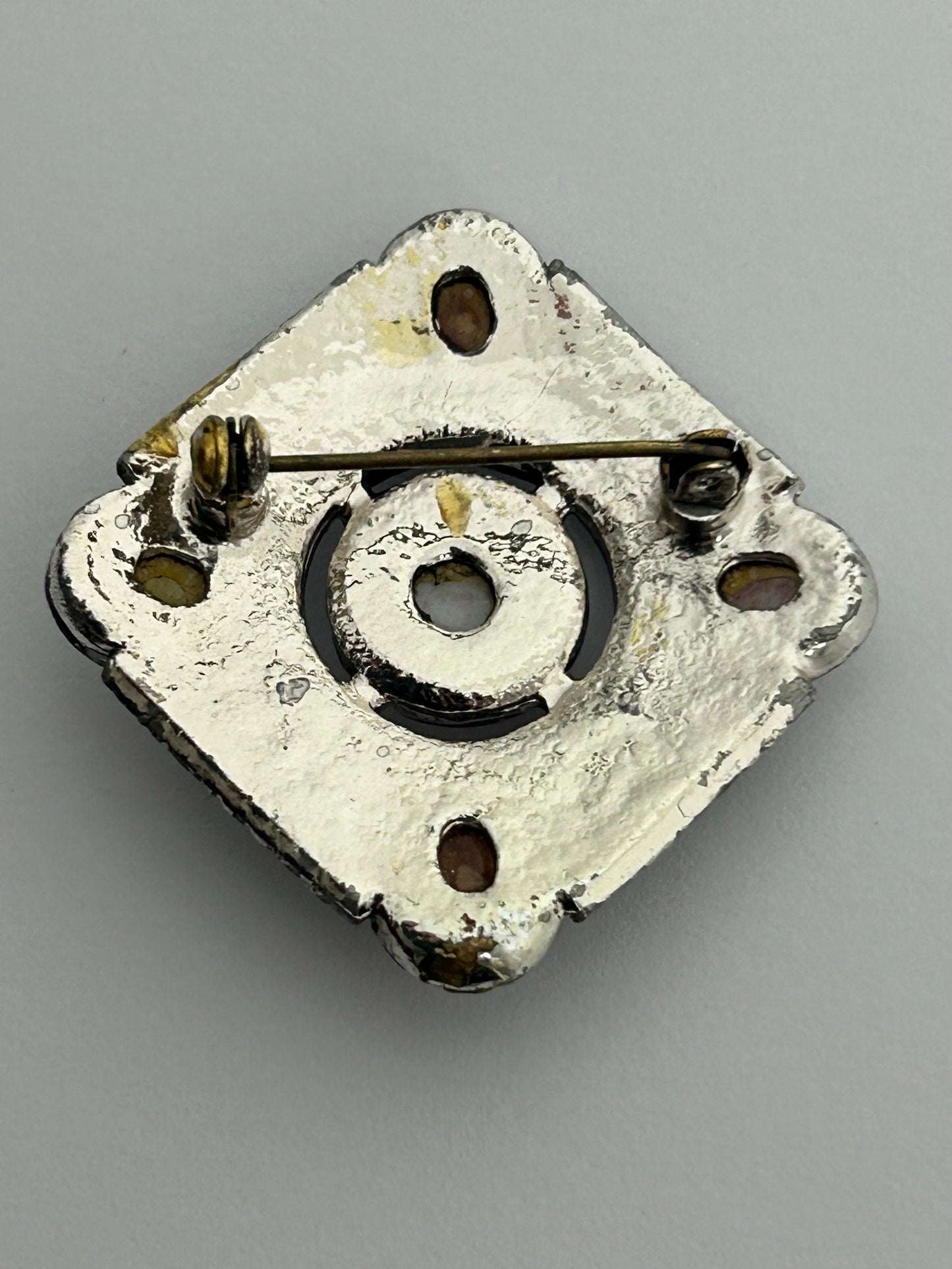 Vintage Silver Tone Base Metal Agate Stone Set Celtic Scottish Brooch