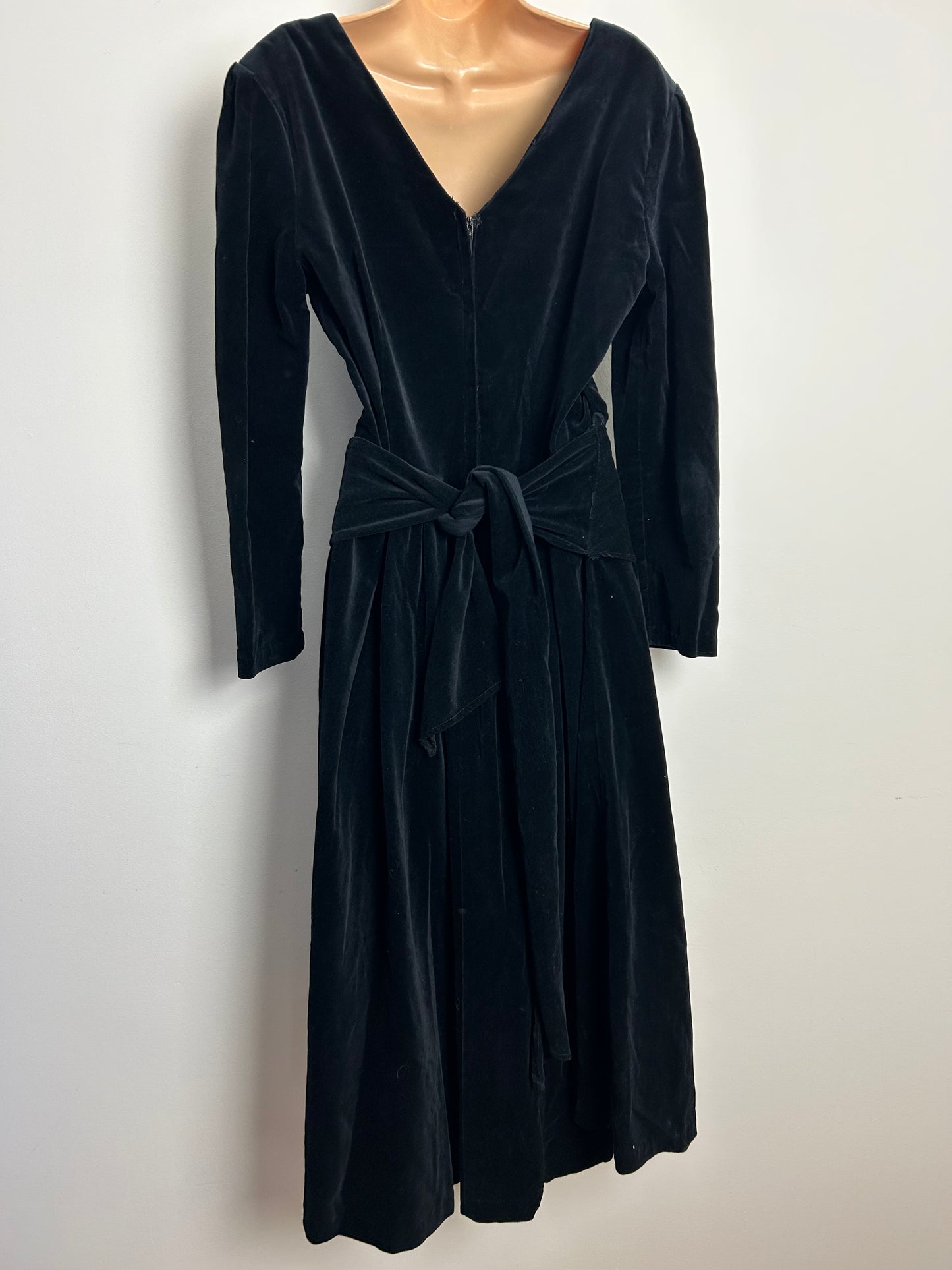 Vintage 1970s ADINI Size 12 Black Indian Cotton Velvet Peplum Tie Back Gothic Midi Dress