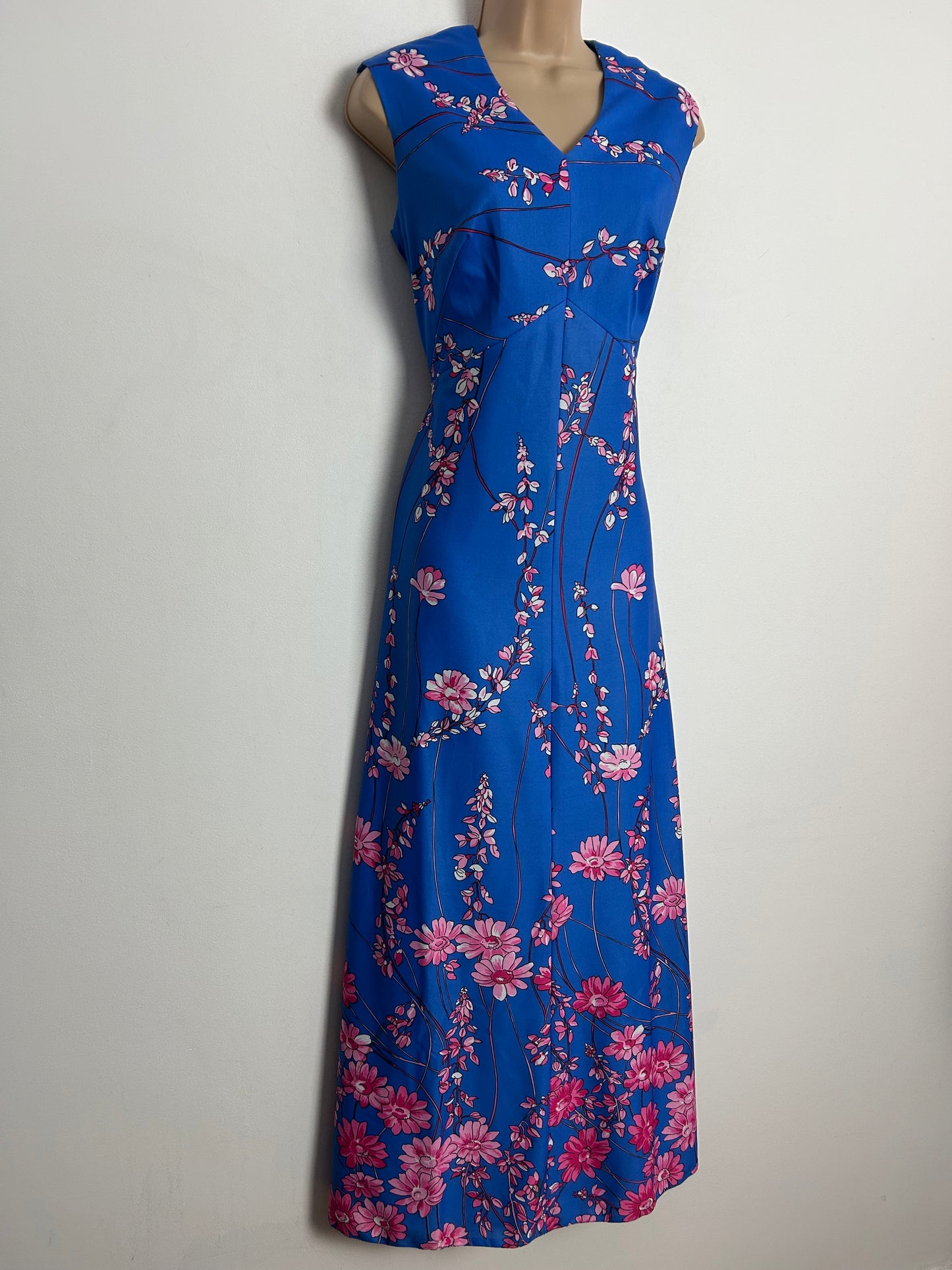 Vintage 1970s UK Size 12 Pretty Blue & Pink Tones Floral Print Sleeveless Maxi Dress