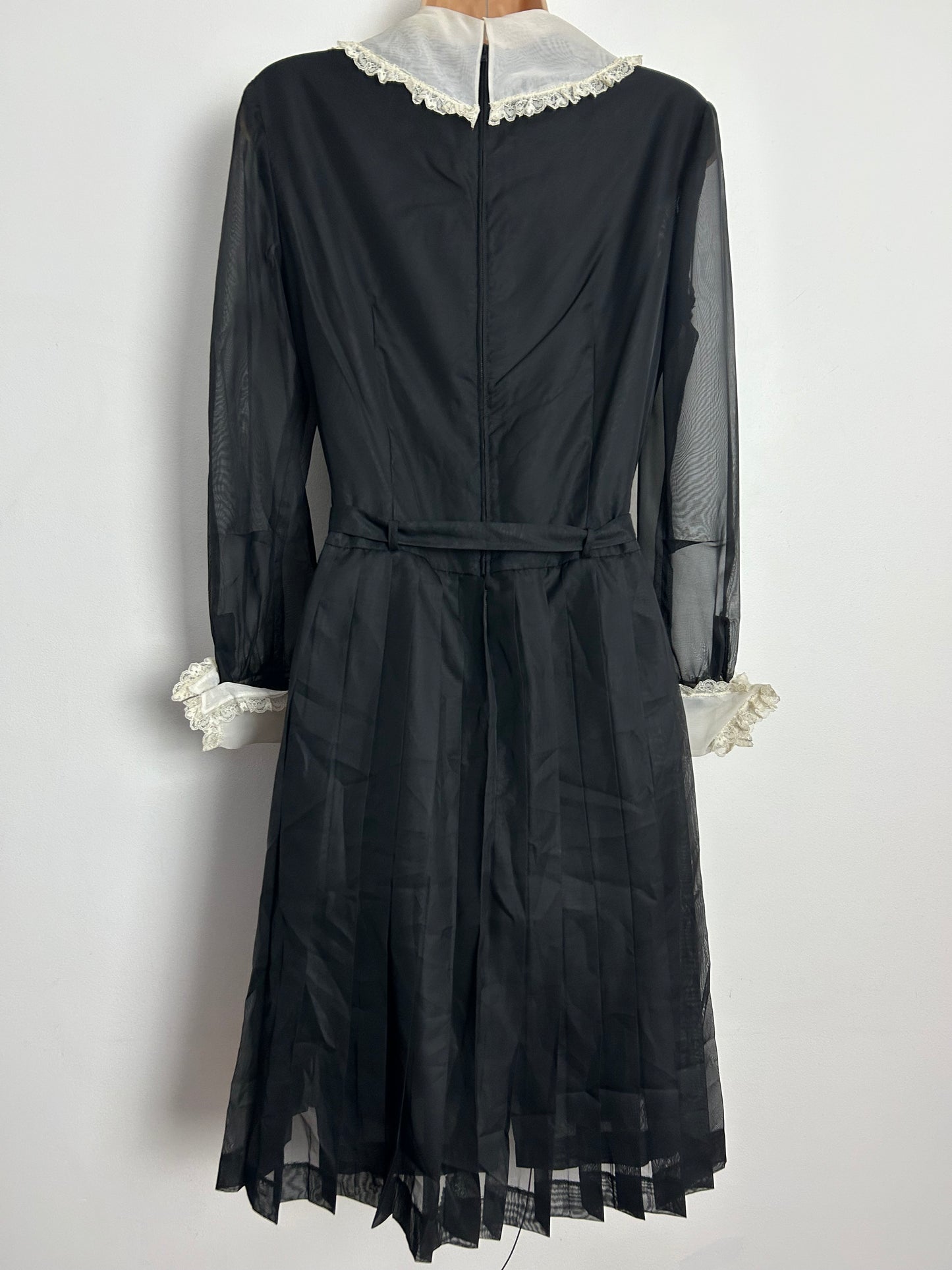 Vintage Early 1970s UK Size 8-10 Black & White Collar & Cuffs Lace Trim Belted Pleated Dress