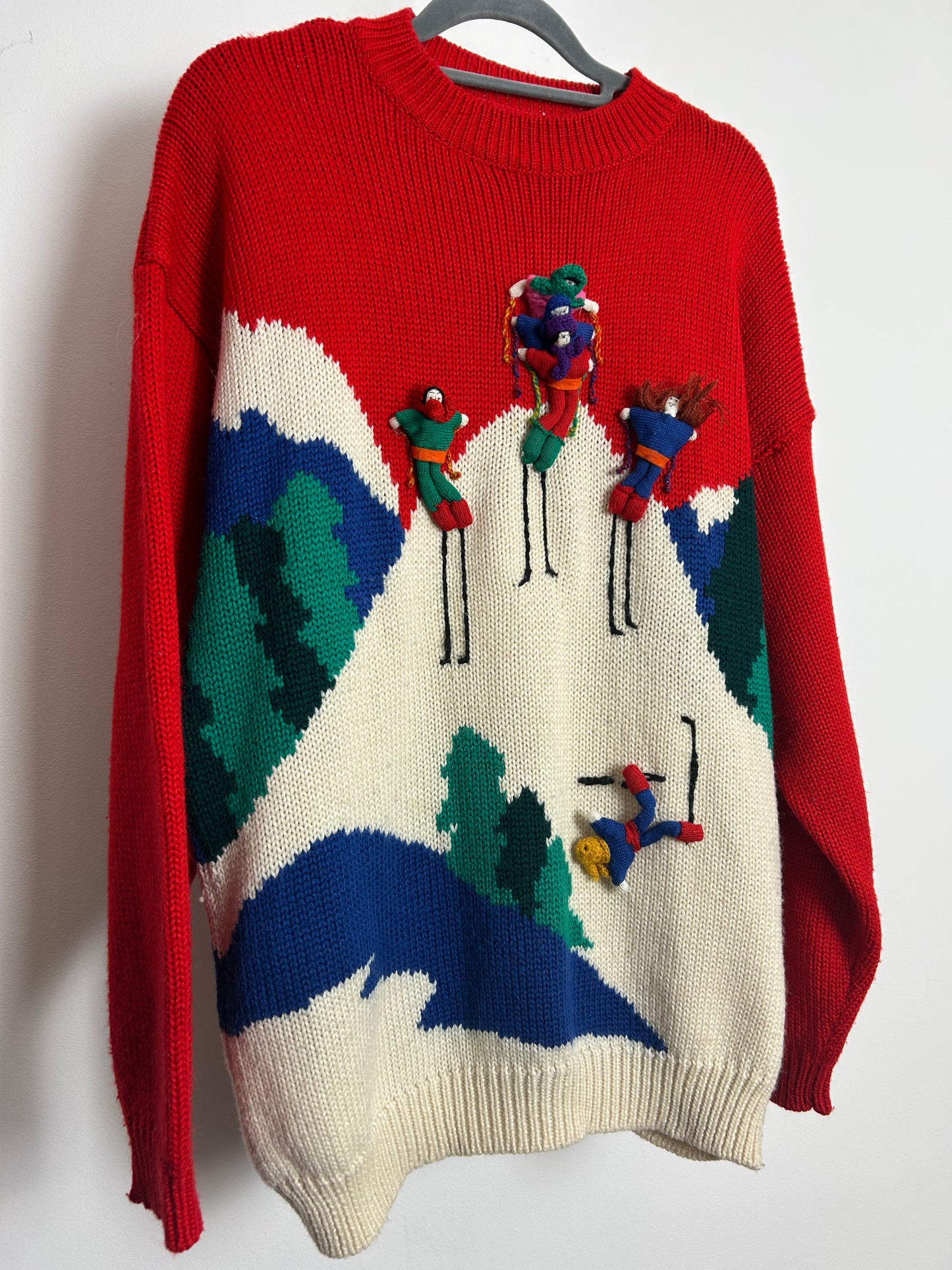 Vintage 1980s Up to Size 14 Super Cute Red & Cream Mountain Scene & 3D Skiing Jumper