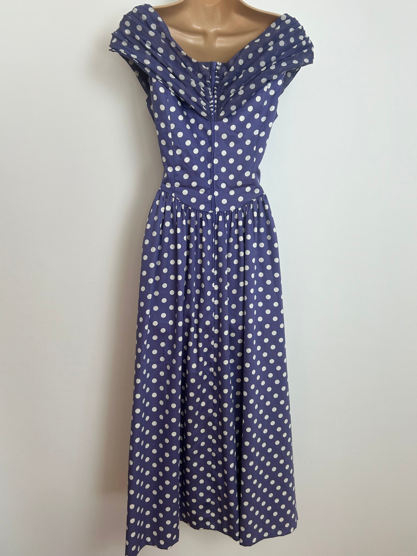 Vintage 1980s LAURA ASHLEY Size 8 (Size 12 On Label) Blue & White Polka Dot Midi Summer Dress