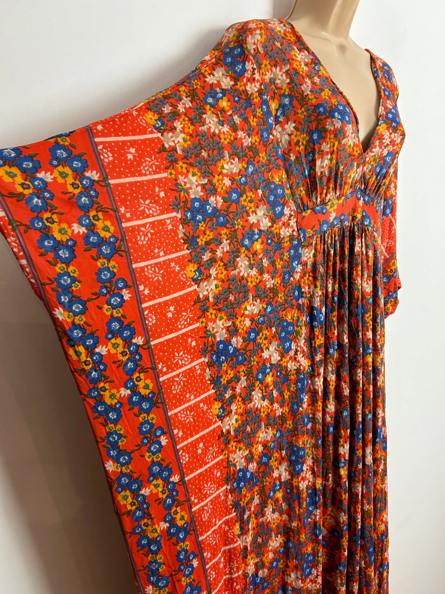 Vintage 1970s One Size Orangey Red Blue & Yellow Floral Print Wide Sleeve Kaftan Maxi Dress