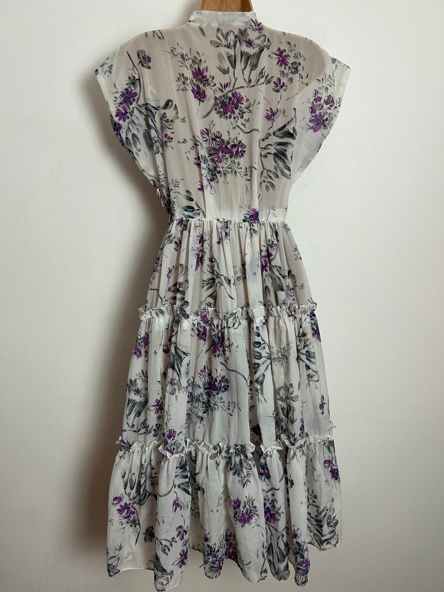 Vintage Late 1940s UK Size 6-8 White Grey & Purple Floral Print Nylon Cap Sleeve Dress