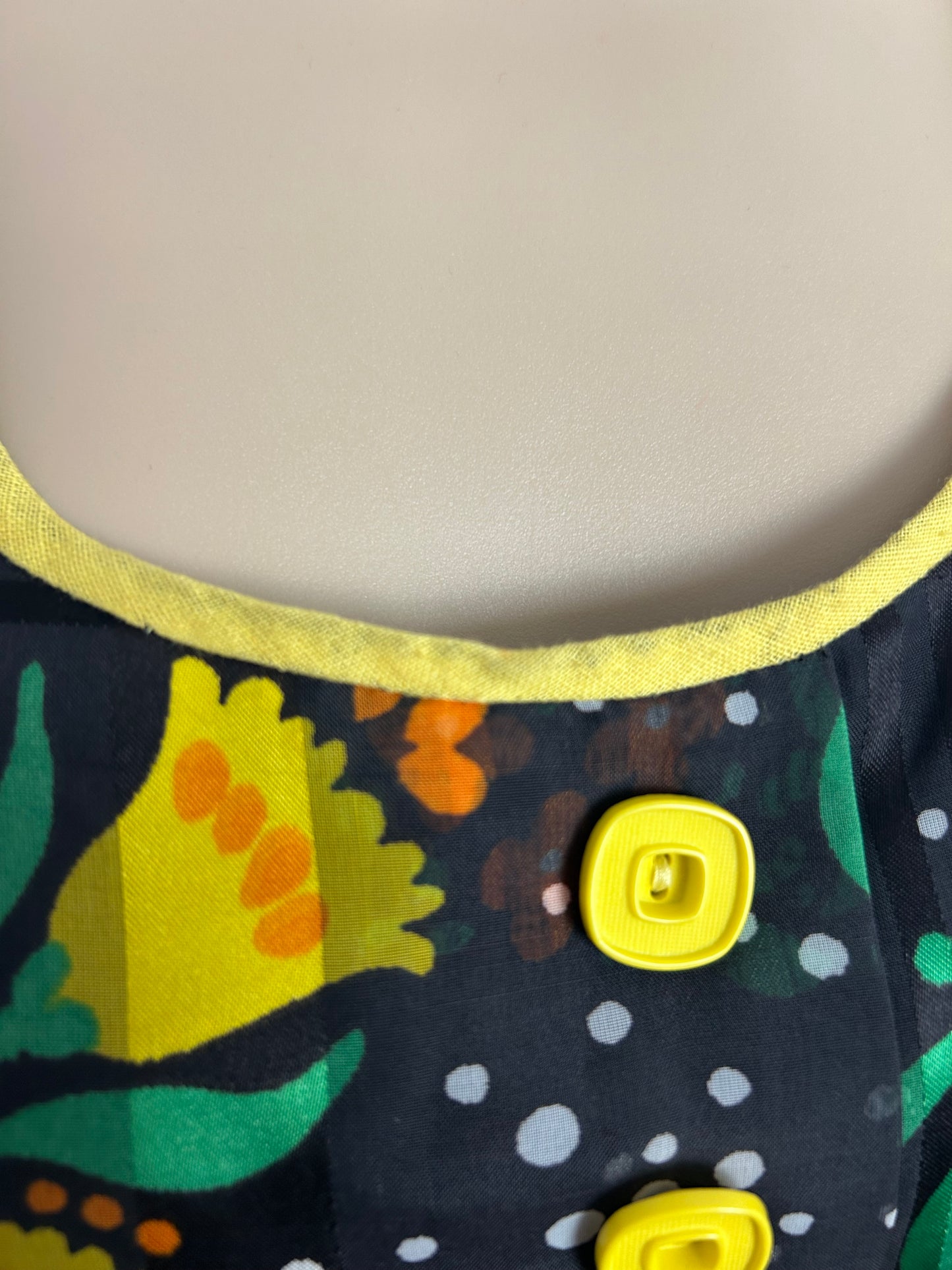 Vintage 1970s Size 8 Black Yellow Orange & Green Floral & Polka Dot Print Short Flared Sleeve Maxi Dress