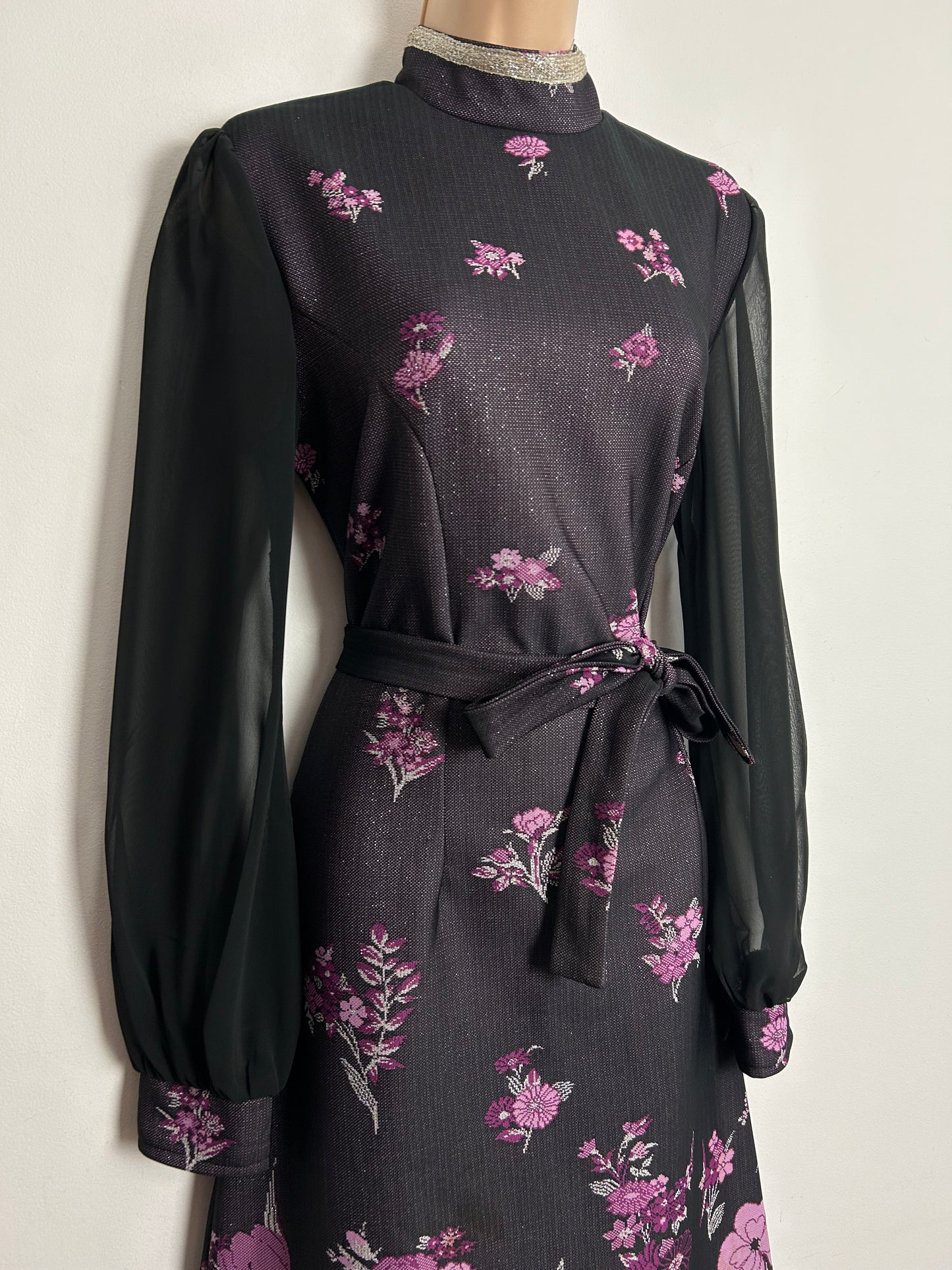 Vintage 1970s UK Size 12 Black Purple Pink & Silver Lurex Floral Print Long Sleeve Belted Occasion Evening Maxi Dress