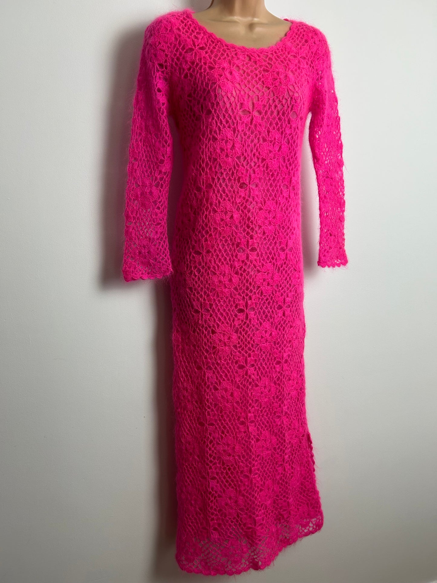 Vintage 1960s ELIZABETH MAI Made In Hong Kong Size 10-12 Beautiful Hand Crochet Hot Pink 100% Mohair Fully Lined Maxi Dress