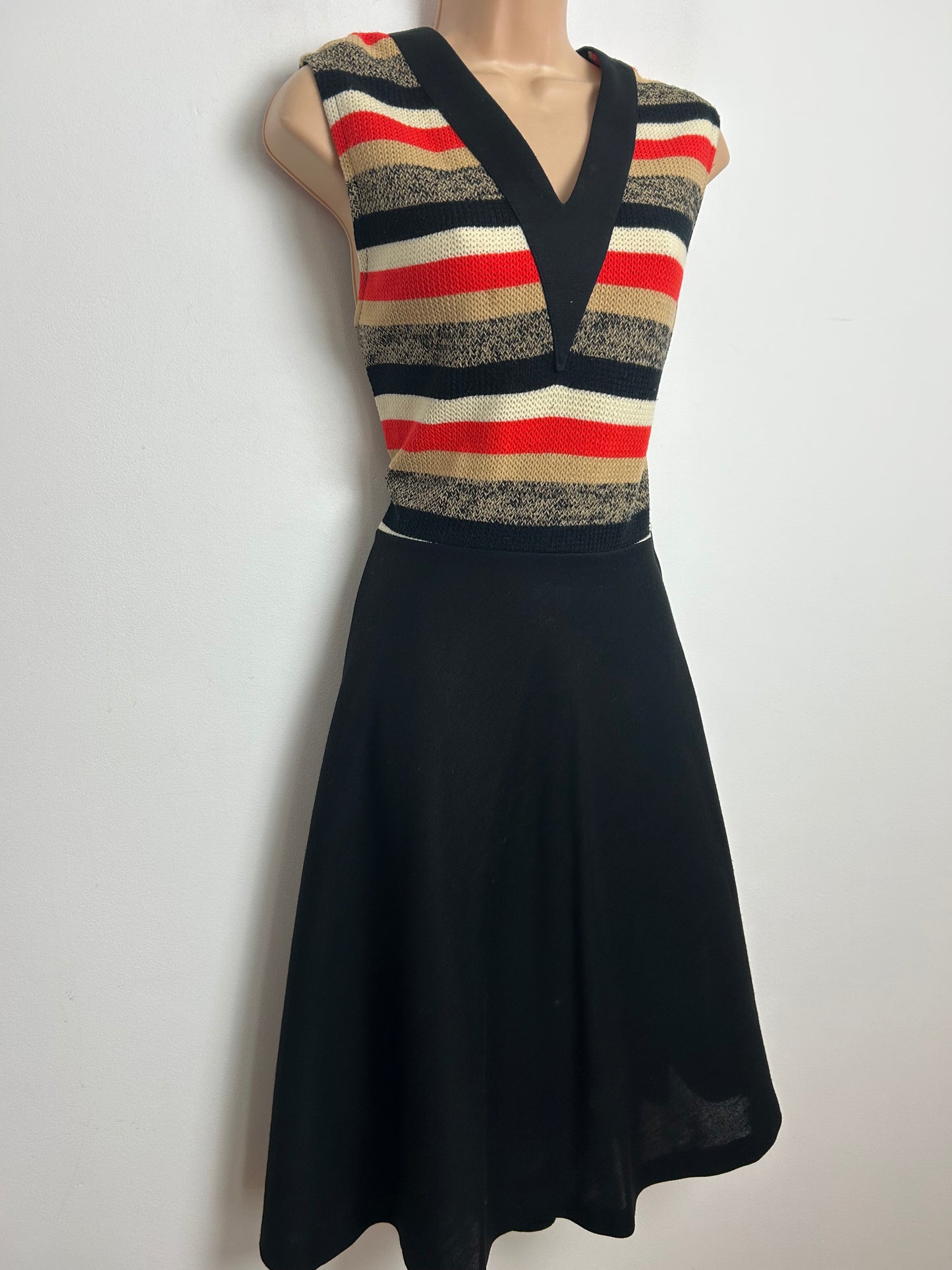 Vintage 1960s ST MICHAEL Size 12 Black Red Beige & White Stripe Print Sleeveless Mod Dress