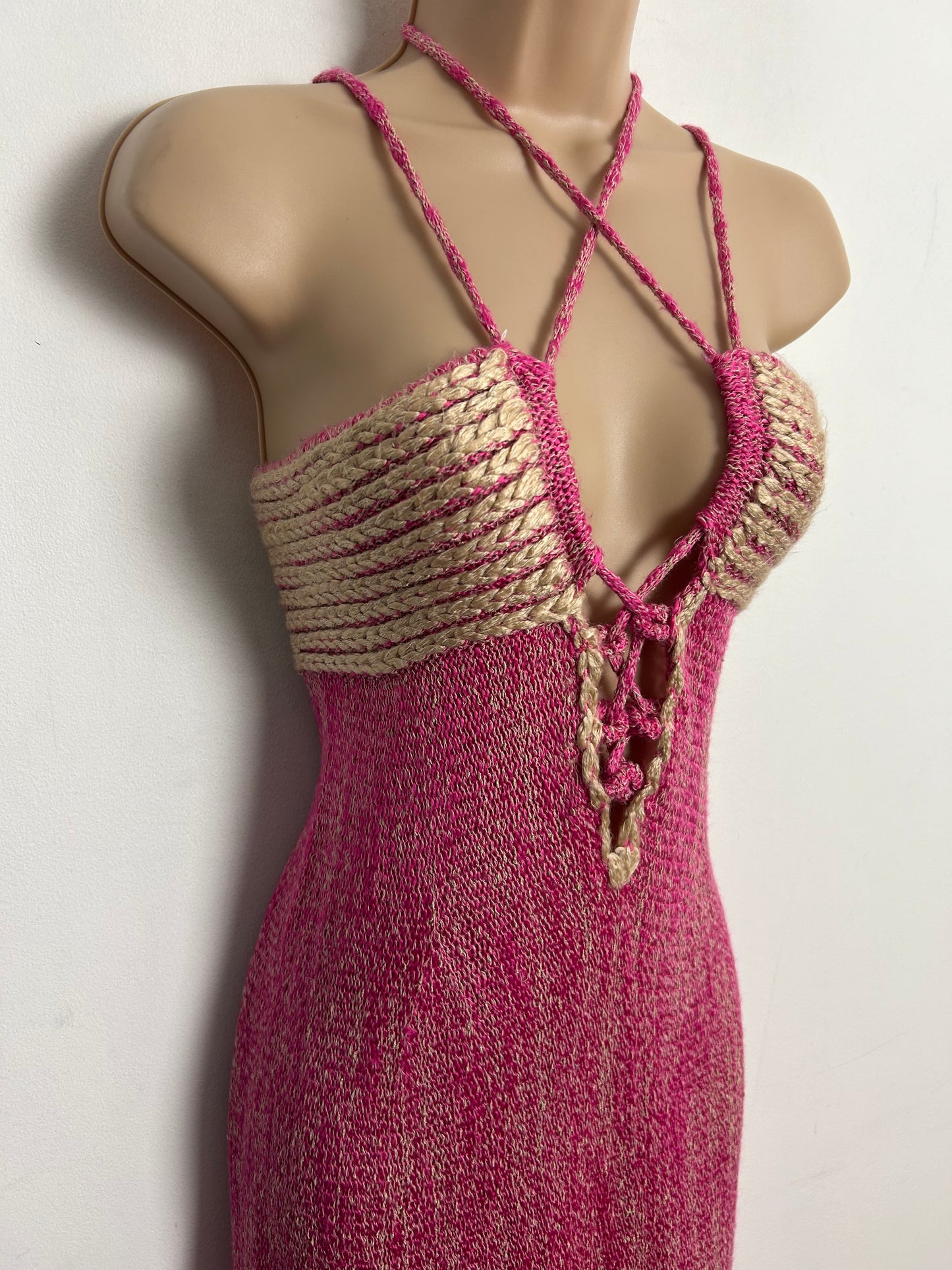 Vintage 1970s MARY FARRIN UK Size 8 Pink & Beige Strappy Lace Up Front Linen Mix Knitted Maxi Dress