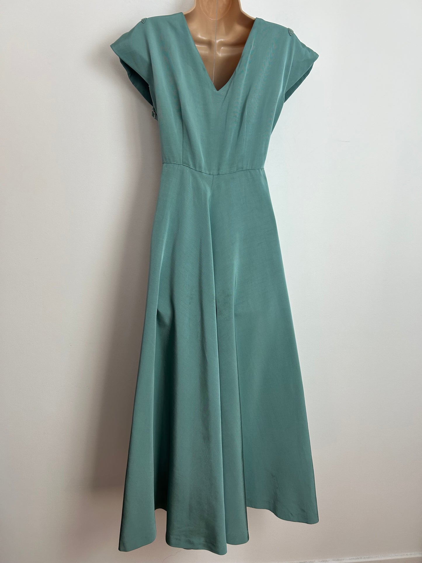 Vintage 1940s Size 10-12 Beautiful Duck Egg Blue Gaberdine Braid Bead & Shell Embellished Pleated Ballgown
