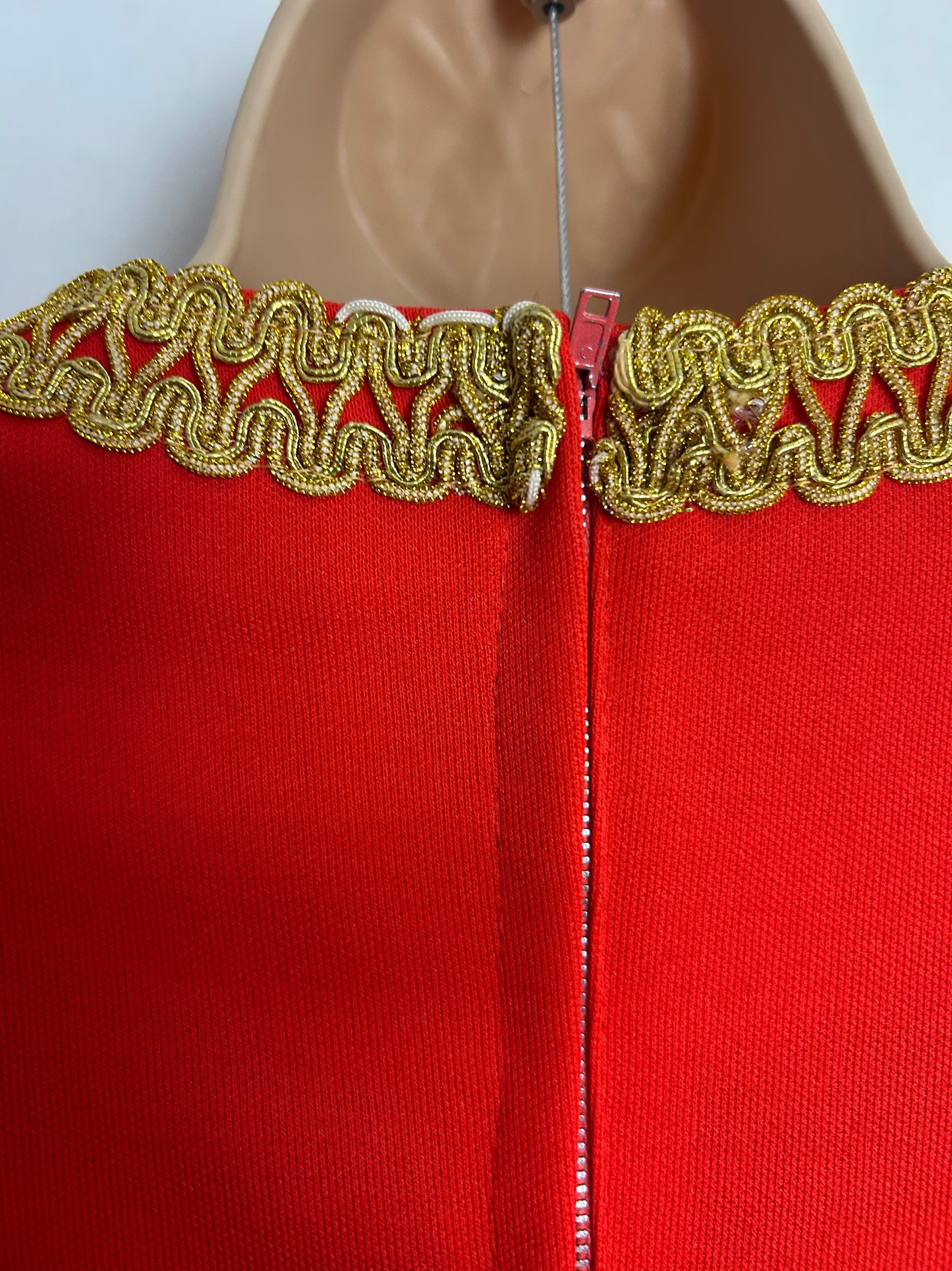 Vintage 1960s CARNEGIE BOUTIQUE UK Size 10-12 Orange & Metallic Gold Trim Long Pleated Sleeve Mod Shift Party Dress