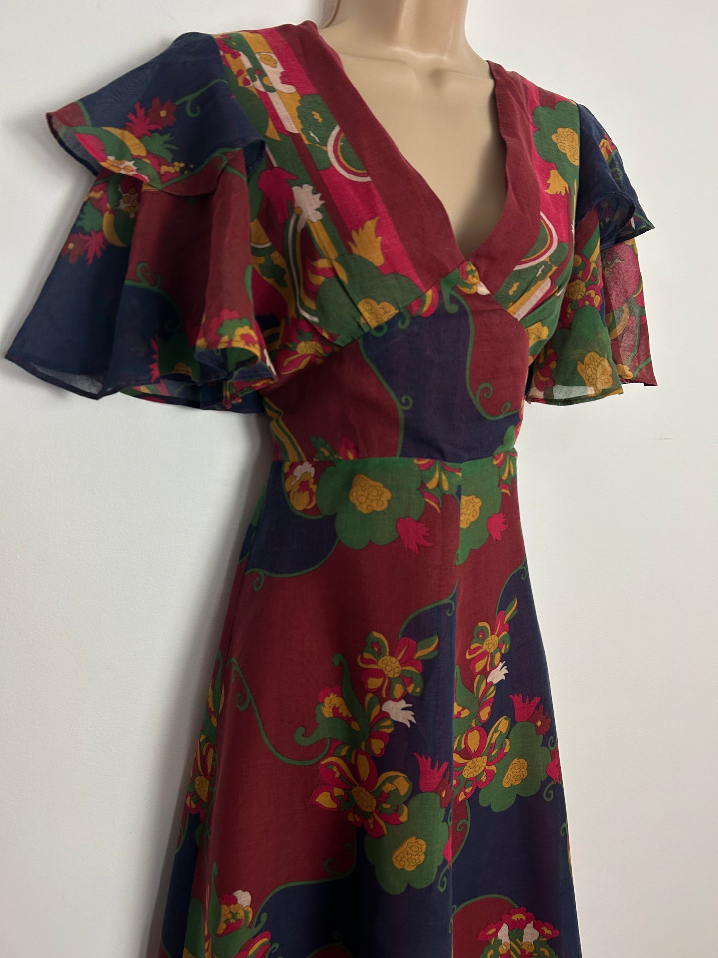 Vintage 1970s (SAMUEL) SHERMAN OF LONDON Size 8 Maroon Navy Blue & Green Floral Print Flutter Sleeve Maxi Dress