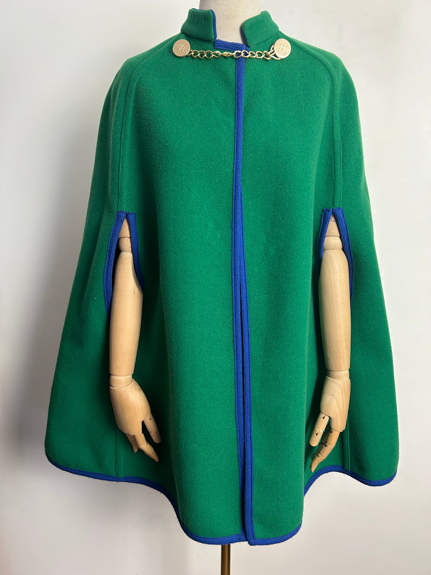 Vintage 1960s UK Size 8-10 Fabulous Green & Blue Reversible Wool Cape/Poncho