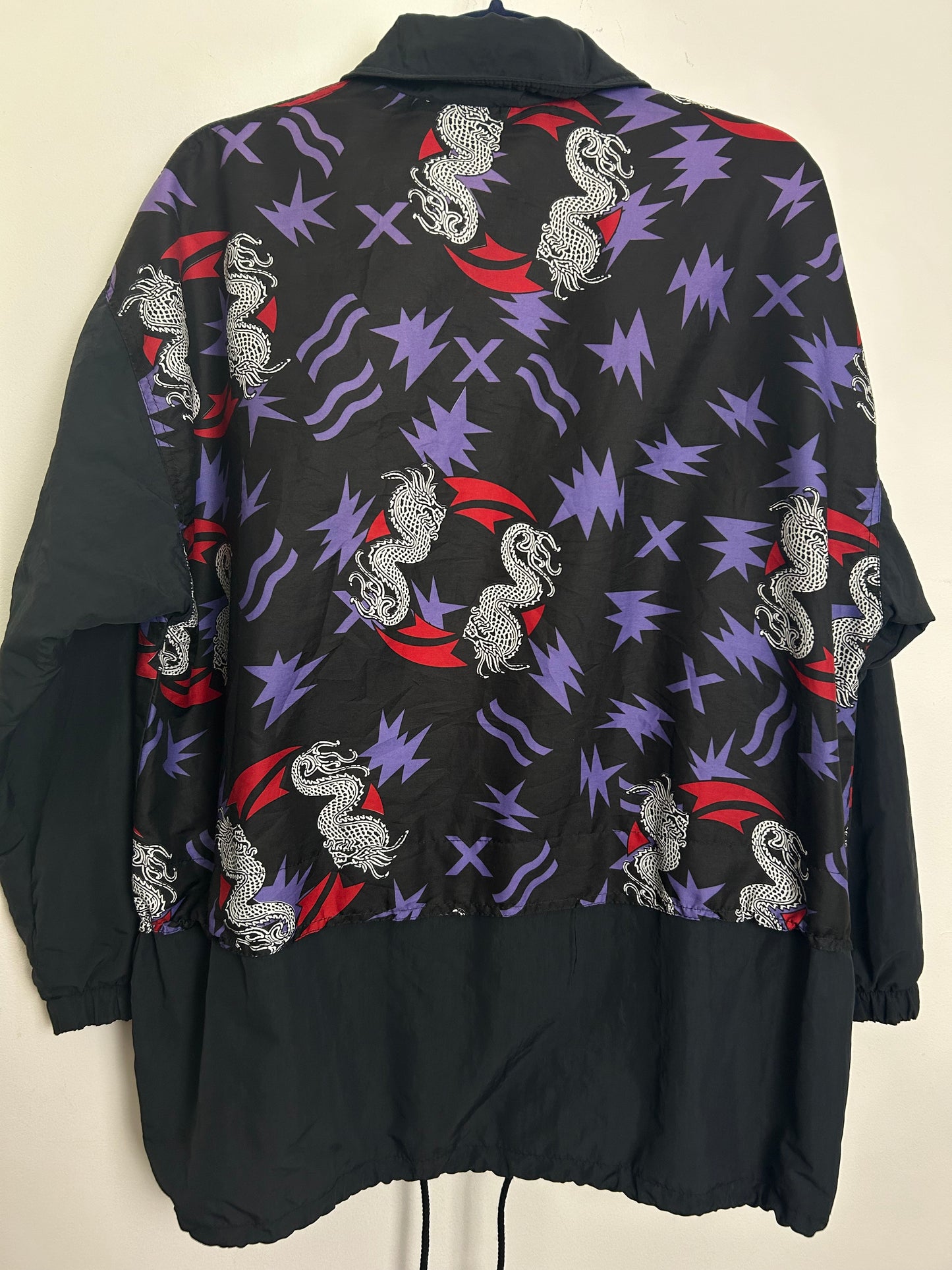 Vintage 1980s LASER Size XL (Up To Size 14/16) Black White Purple & Red Dragon Print Shell Jacket Anorak Windbreaker