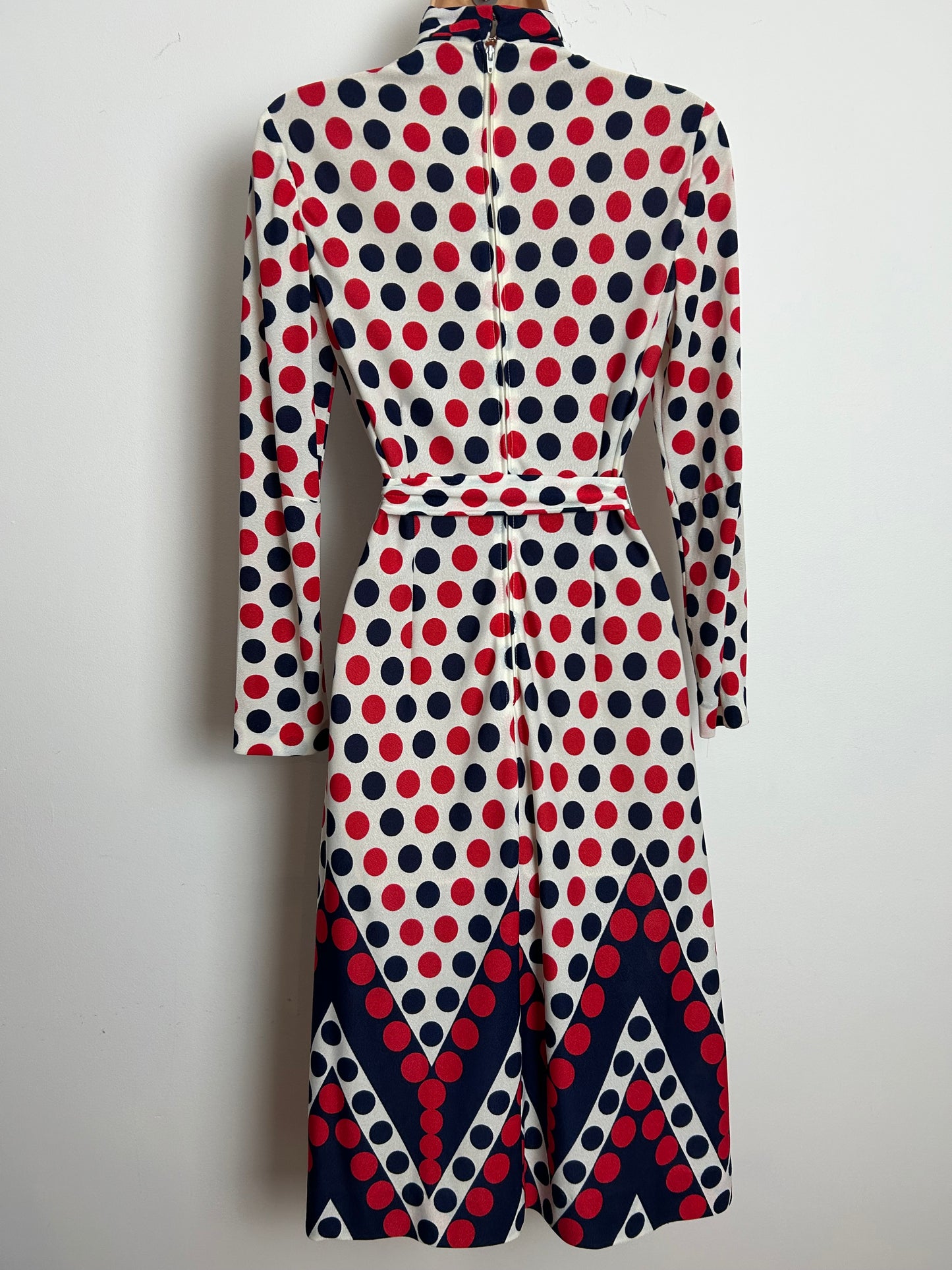 Vintage 1970s Designer CARL OLSEN Size 8 White Red & Navy Blue Spot Print Belted Pleated Day Dress