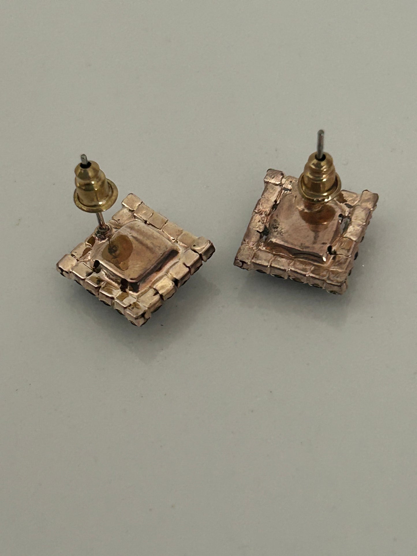 Vintage 1960s Beautiful Gold Tone Blue Diamante & Glass Stone Set Earrings