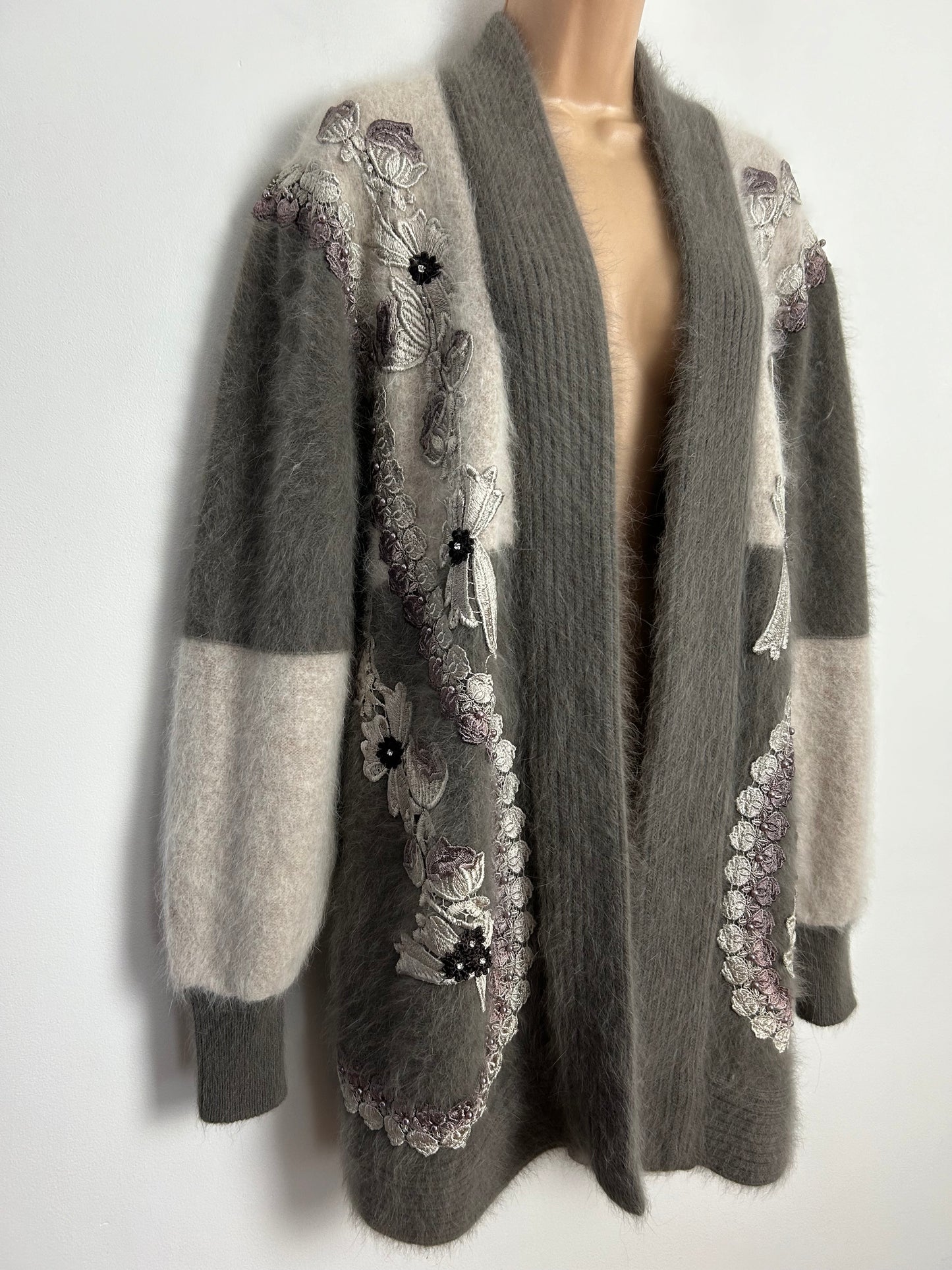 Vintage 1980s One Size Slouchy 80% Angora Grey Tones Applique Embellished Long Line Open Fronted Cardigan/Coatigan