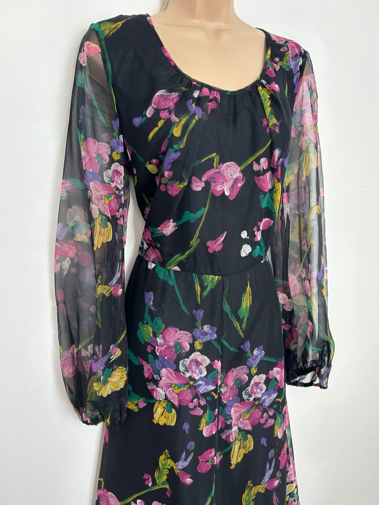 Vintage 1970s C&A Size 14 Black & Pink Floral Print Long Sleeve Chiffon Maxi Dress