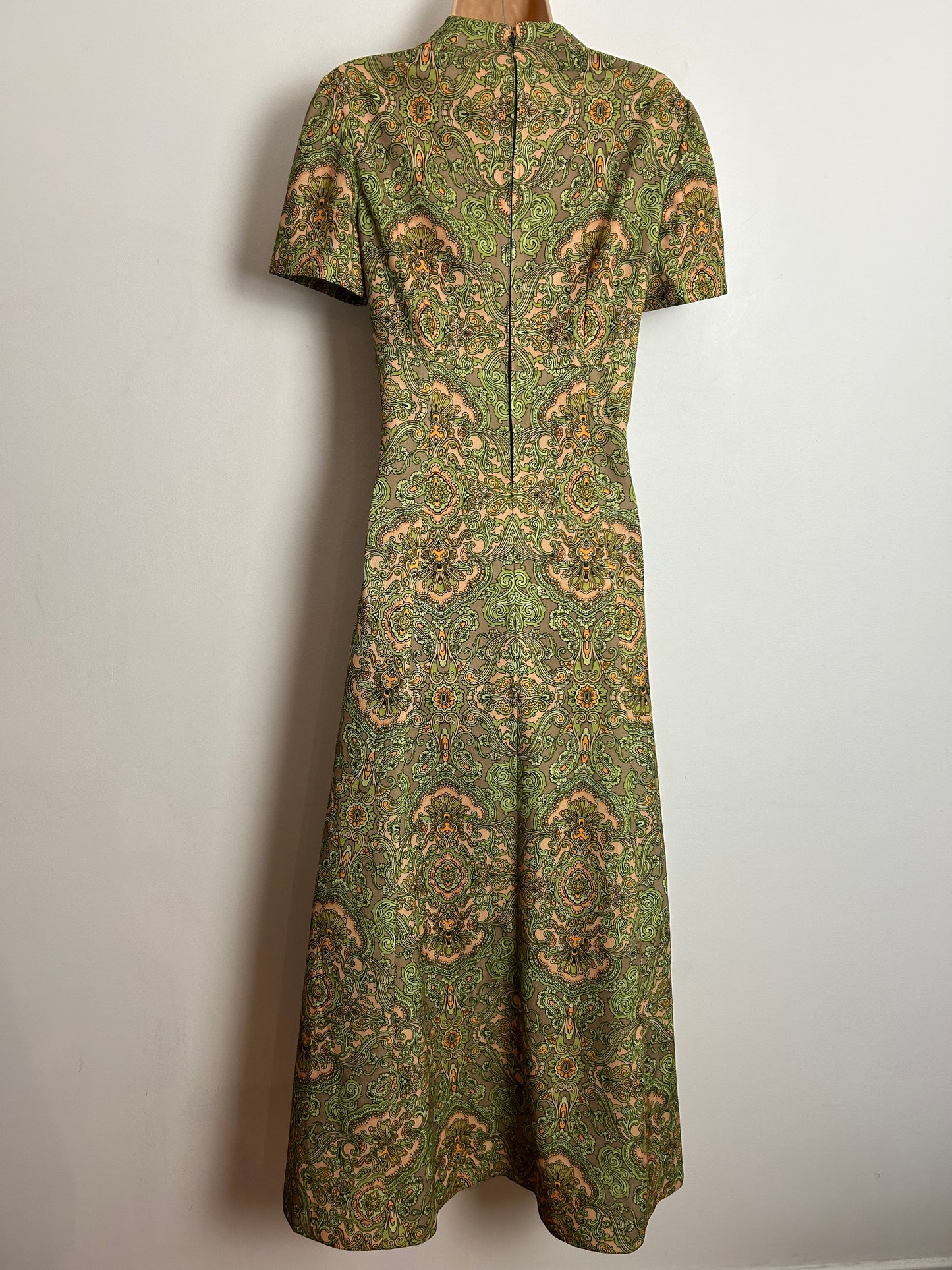 Vintage 1970s UK Size 12 Green & Pale Orange Nouveau Paisley Floral Print Short Sleeve Maxi Dress