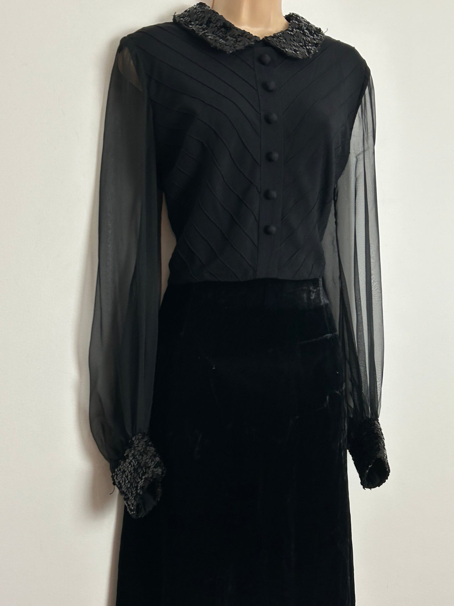 Vintage Early 1970s PETER BARRON UK Size 12 Black Velvet Rayon & Chiffon Sequin Collar & Cuffs Occasion Maxi Dress