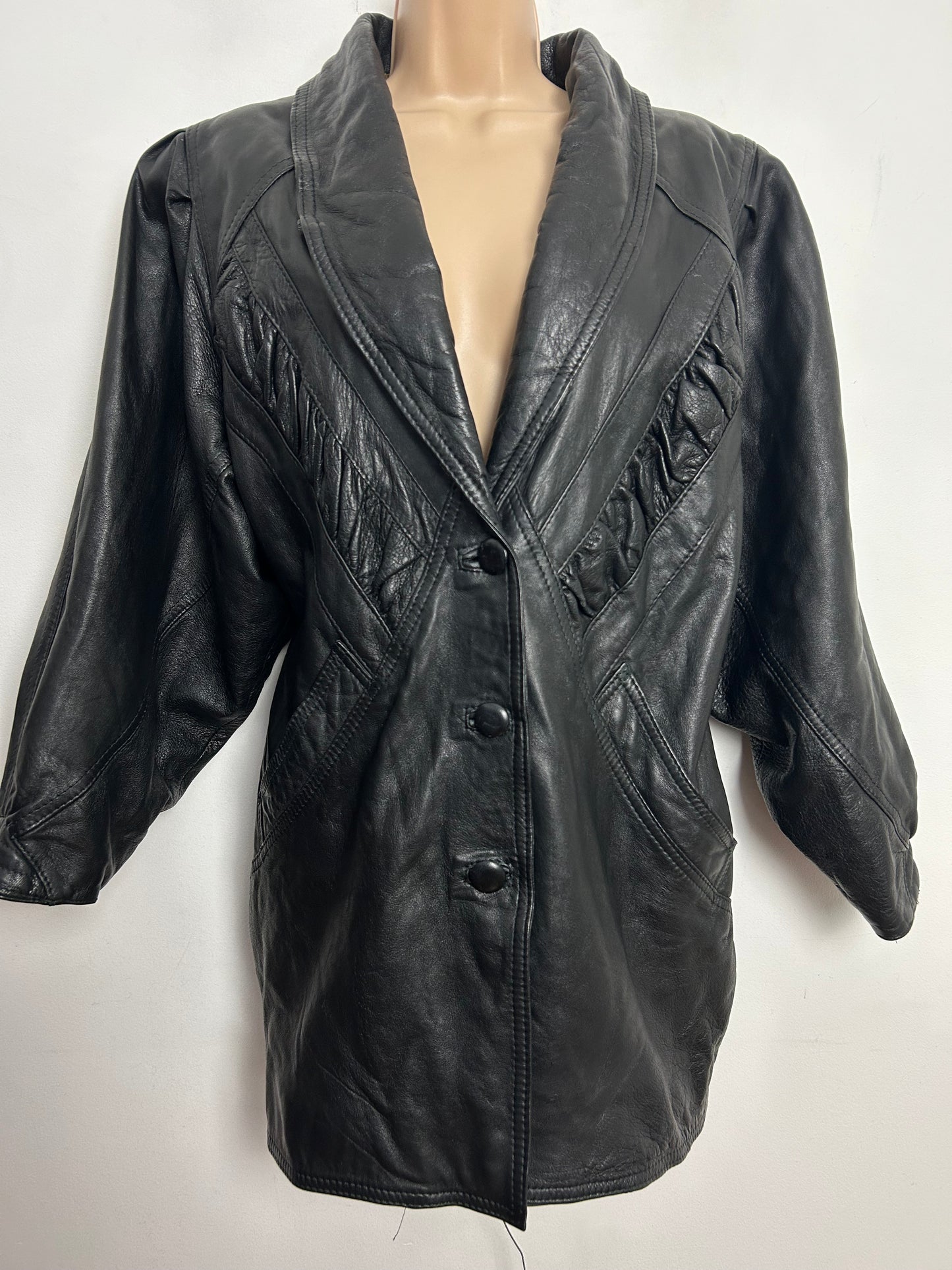 Vintage 1980s UK Size Medium (12-14) VERA PELLE ITALIAN Black Oversized Leather Jacket