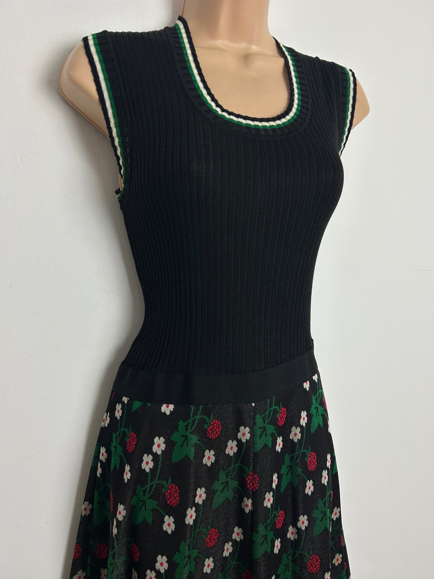 Vintage 1970s LANVIN Approx Size 10 Black Green Red & White Ribbed Strawberry Pattern Dress