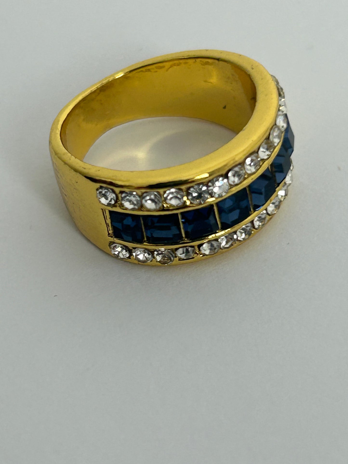 Vintage Gold Tone Base Metal Band Ring With Blue Stones & Diamantes Size P