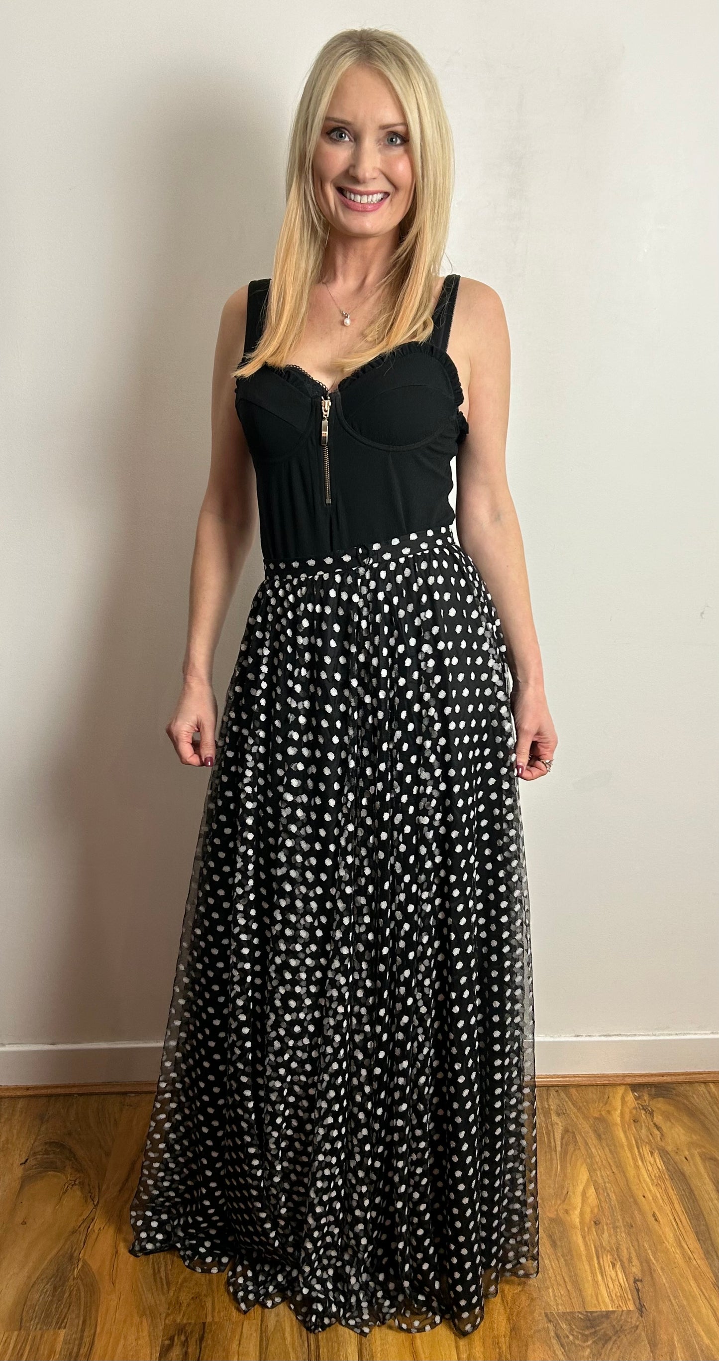 Vintage 1970s YVETTE UK Size 8 Gorgeous Black & White Spotty Floor Length Maxi Skirt