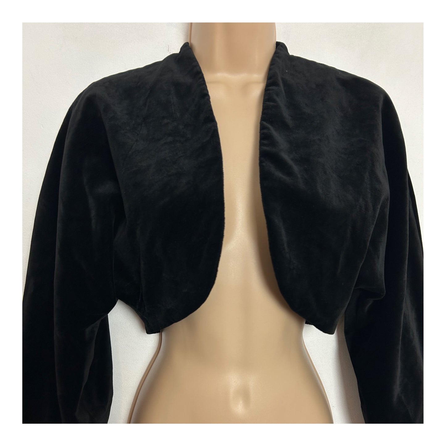 Vintage 1980s JUNGE SALON UK Size 8 Black Velvet Cropped Bolero Cover Up