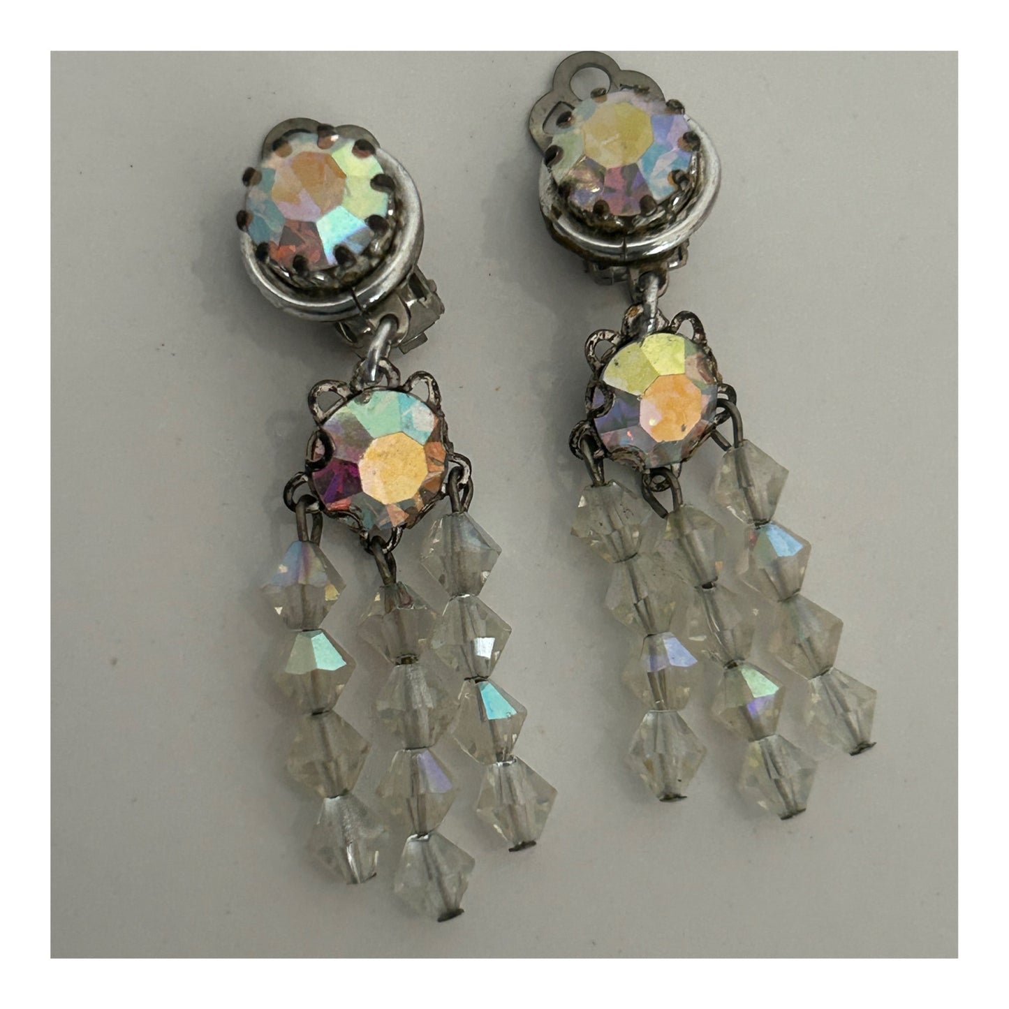 Vintage 1950s Silver Tone Aurora Borealis & Glass Bead Dangle Clip On Earrings