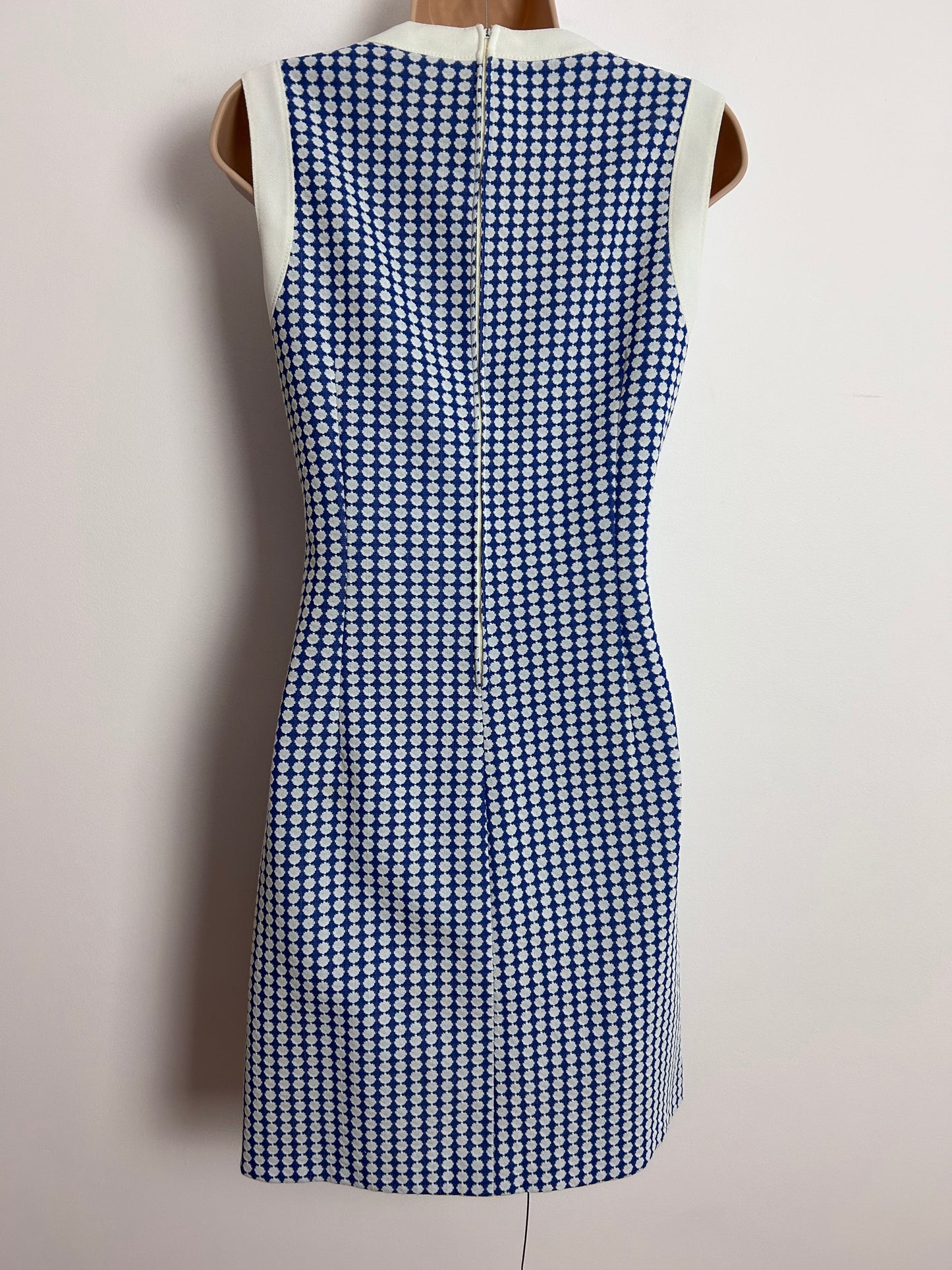 Vintage 1960s UK Size 10 LUCIE LINDEN Blue & White Abstract Pattern Sleeveless Mod Shift Dress