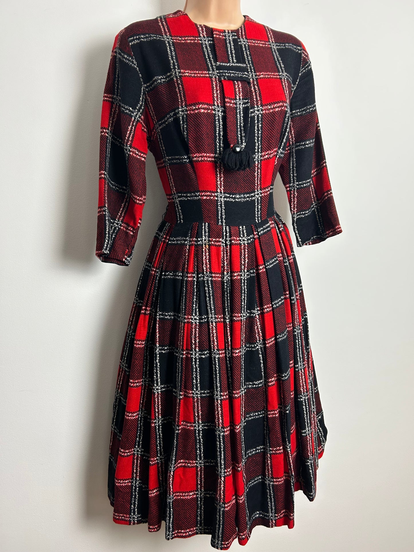 Vintage 1950s FAIMAN OF OXFORD Size 8-10 Red Black & White Check Print Wool Blend Long Sleeve Tassel Pleated Winter Dress