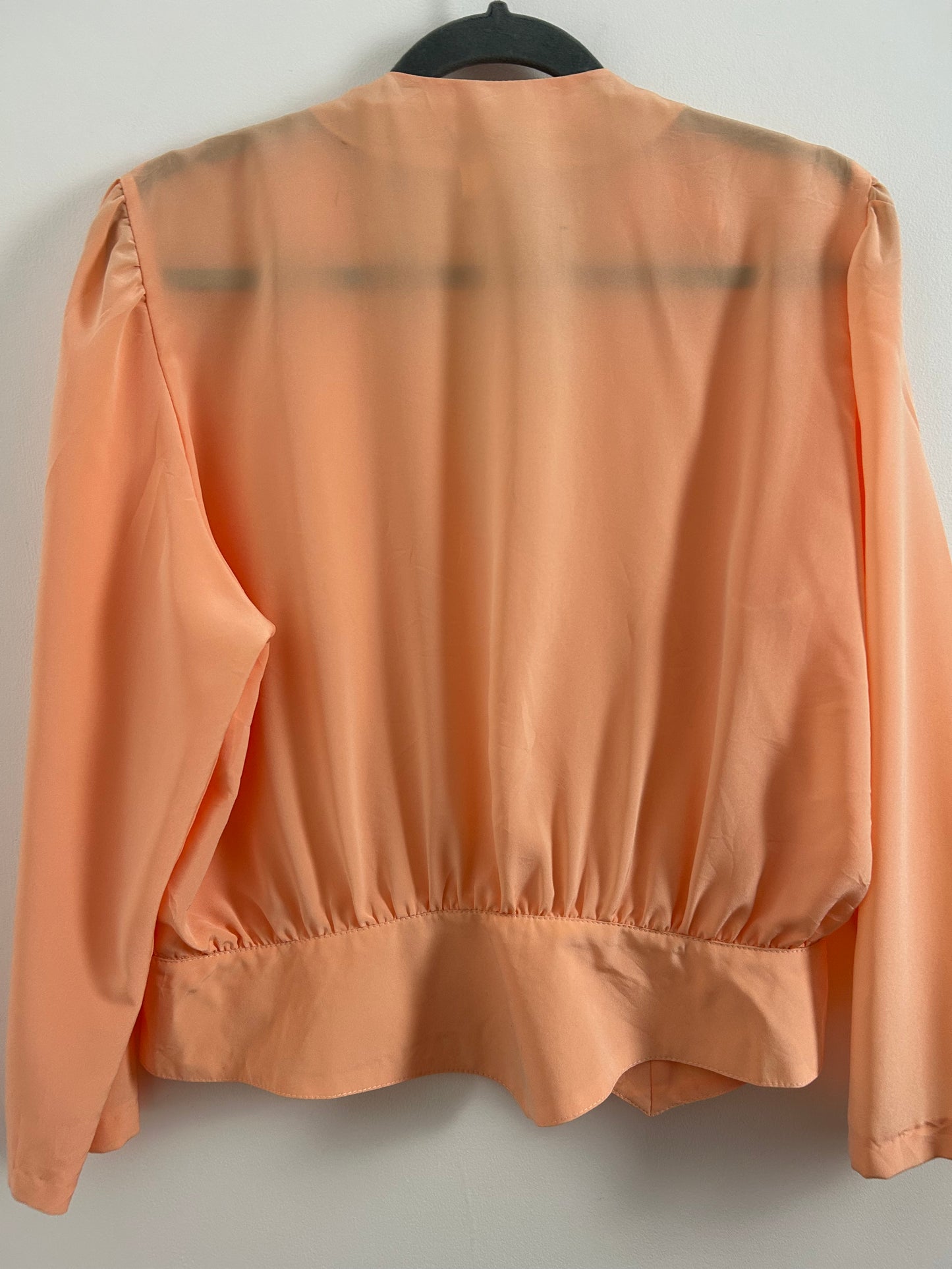 Vintage 1980s Size 12 Pale Peach Blouson Style Long Sleeve Wrap Blouse
