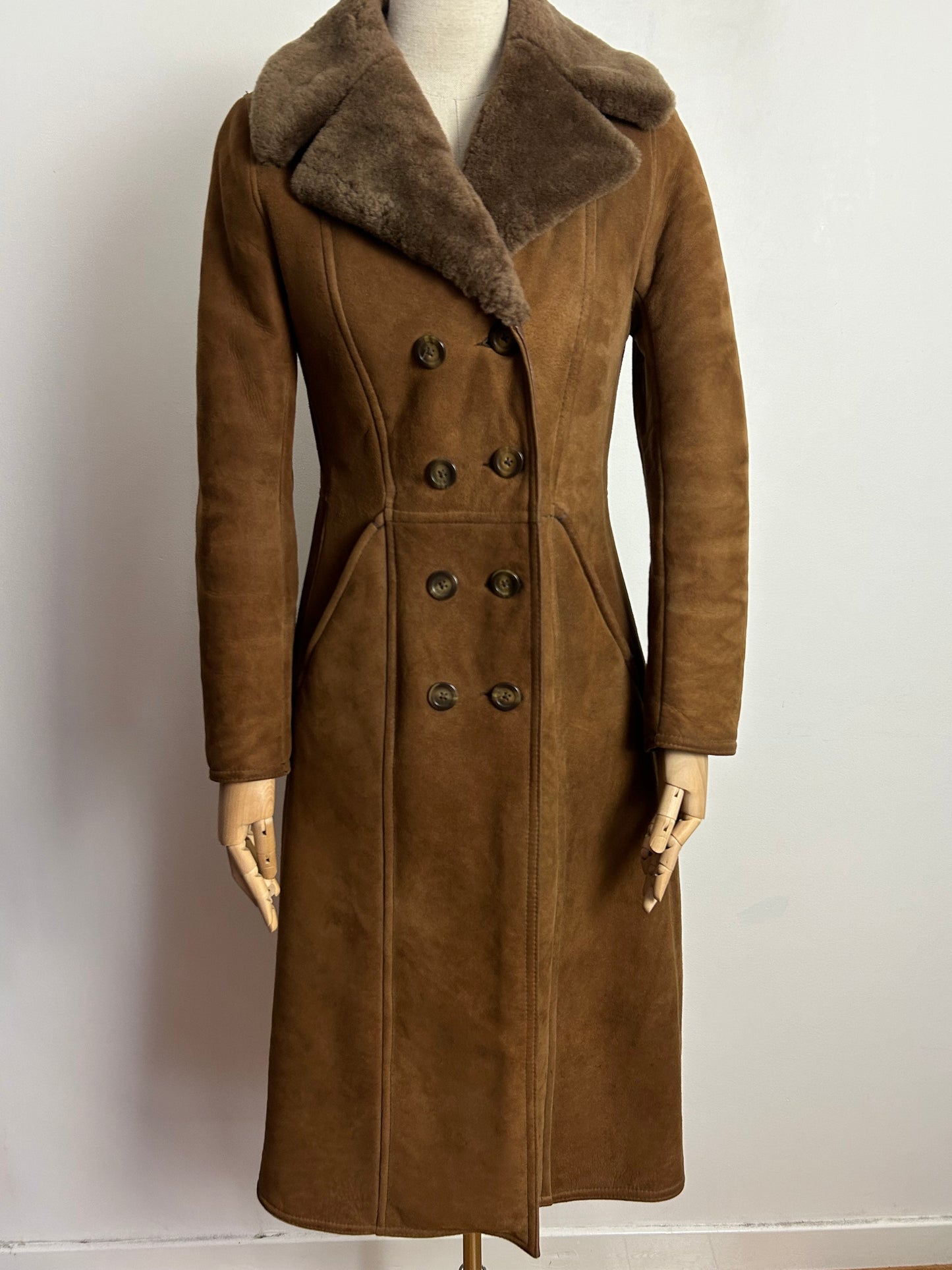 Vintage 1970s AN ARISTOCRAT BY MOORLANDS UK Size 8 Fine Sheepskin Penny Lane Style Coat