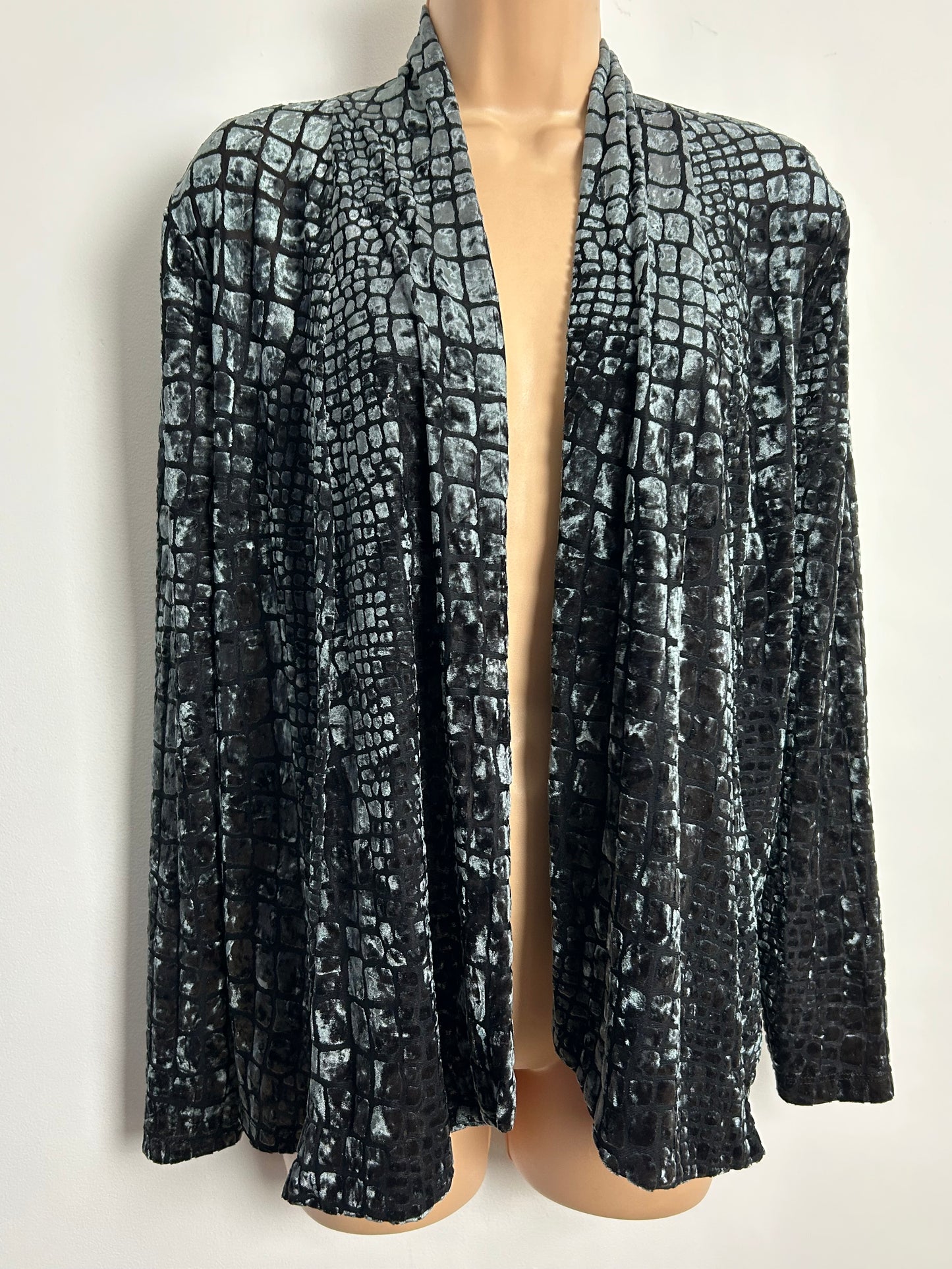 Vintage 1990s KIM & CO Size M (Up To Size 12) Pewter Velour/Velvet Reptile Pattern Open Fronted Cover Up